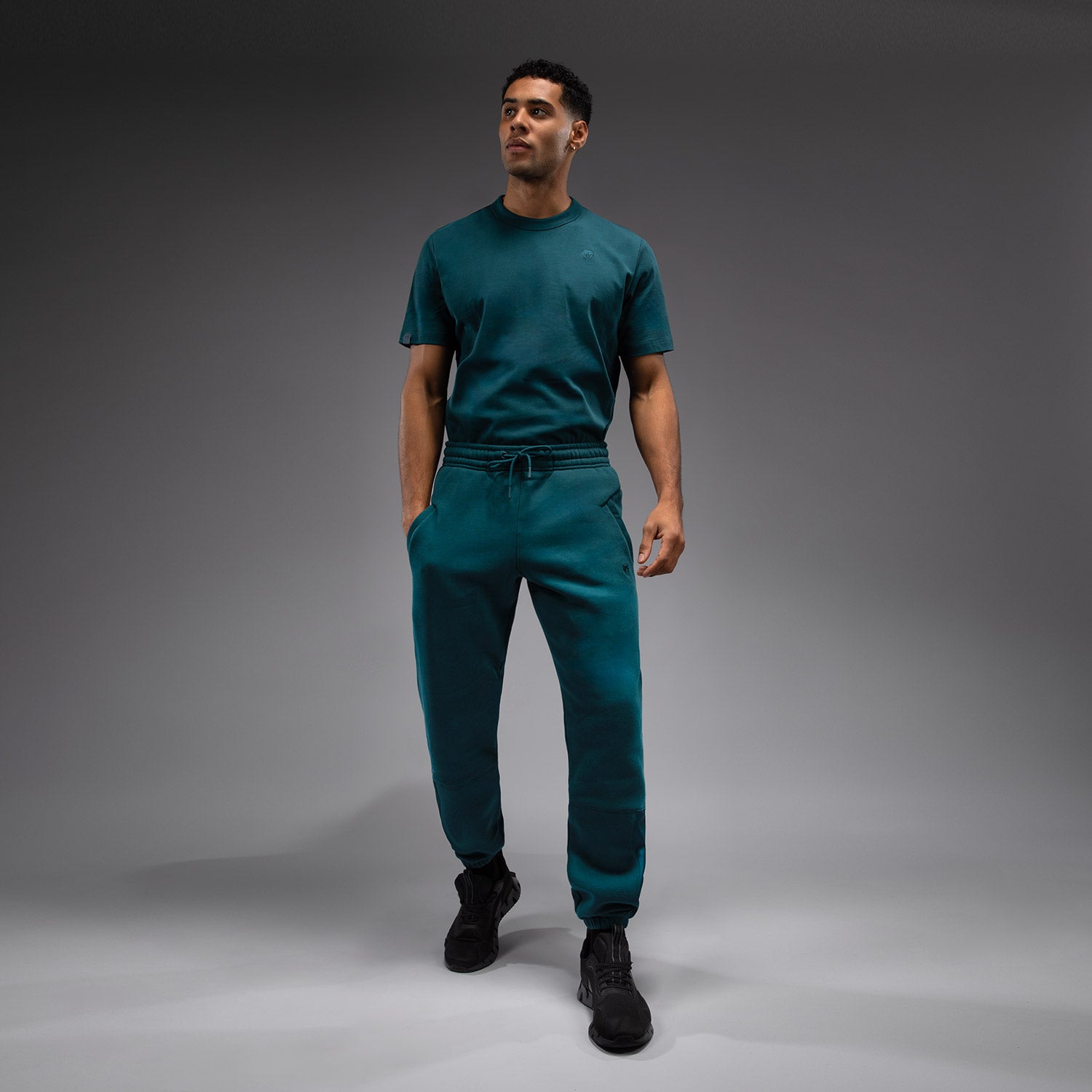 venum-silent-power-jogginghose-herren-paon-green image 2