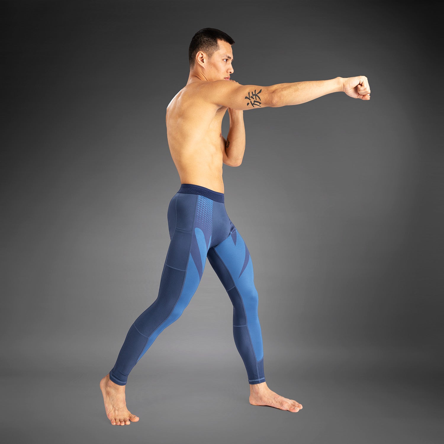 venum-attack-herren-gamaschen-spats-marineblau image 4