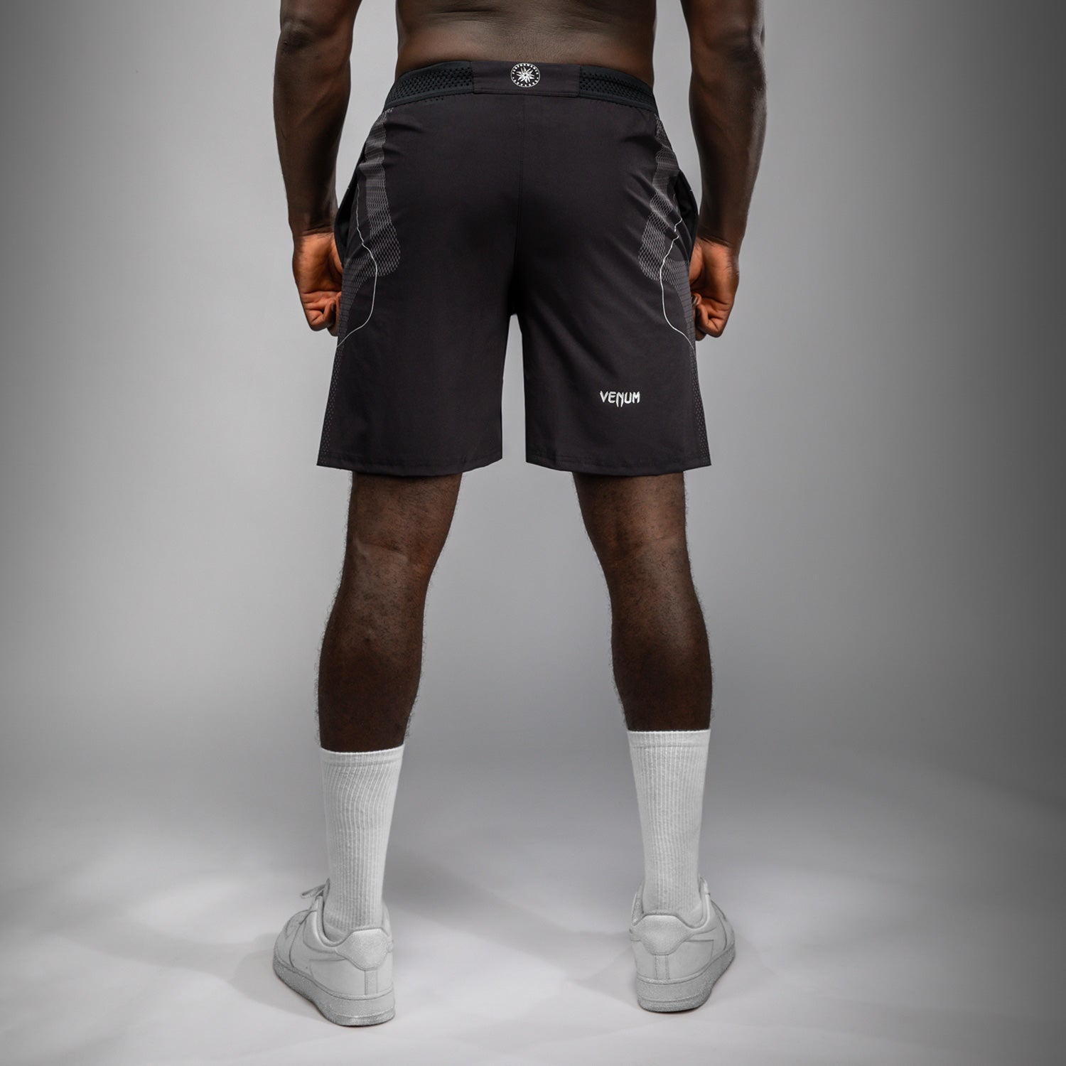 venum-nexus-trainingsshorts-herren-schwarz-silber image 4