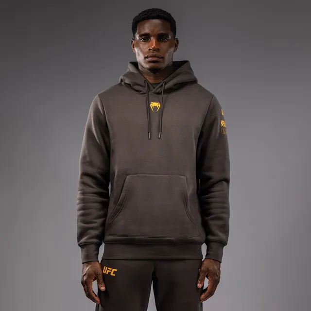 ufc-fusion-by-venum-fight-week-herren-hoodie-solid-erdiges-braun image 1
