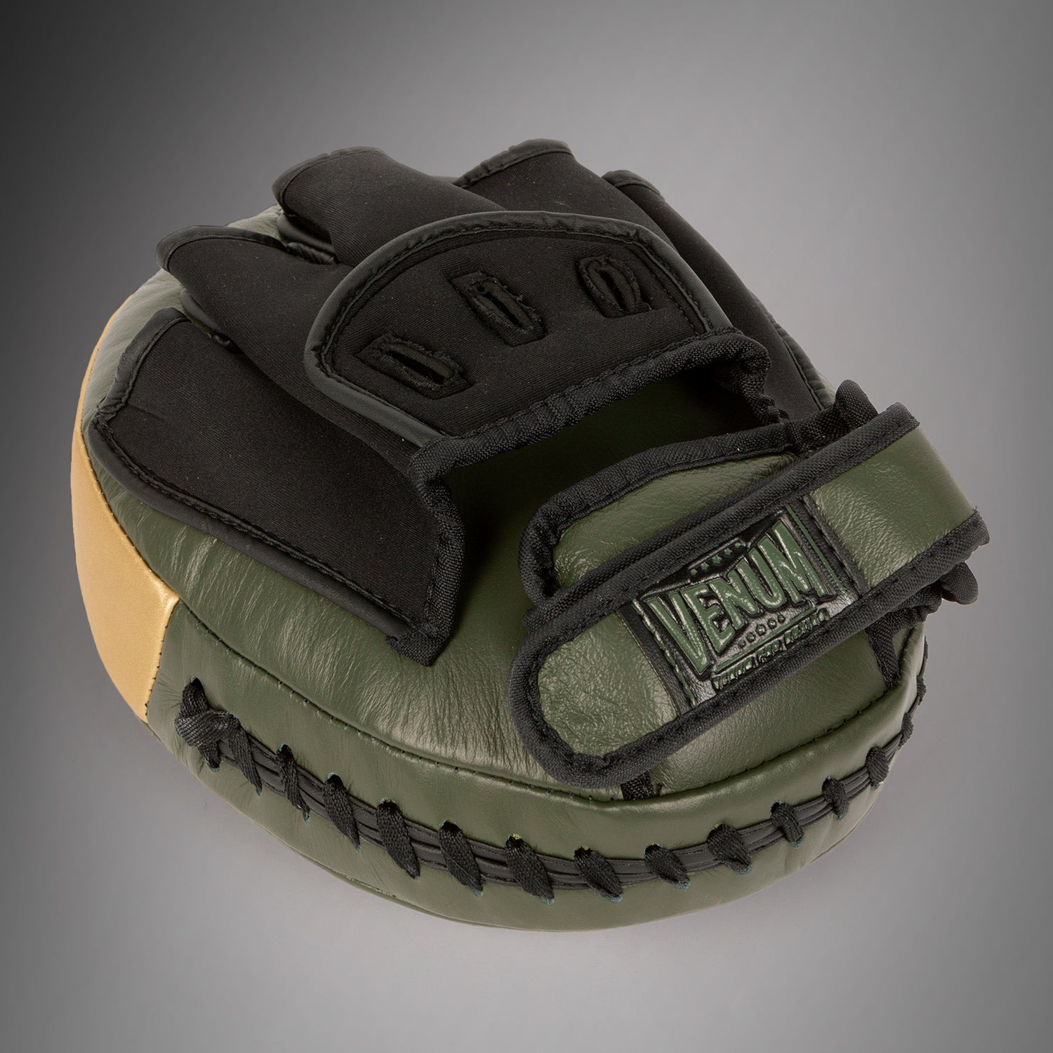 venum-pro-boxing-large-punch-mitts-paar-khaki-gold image 4