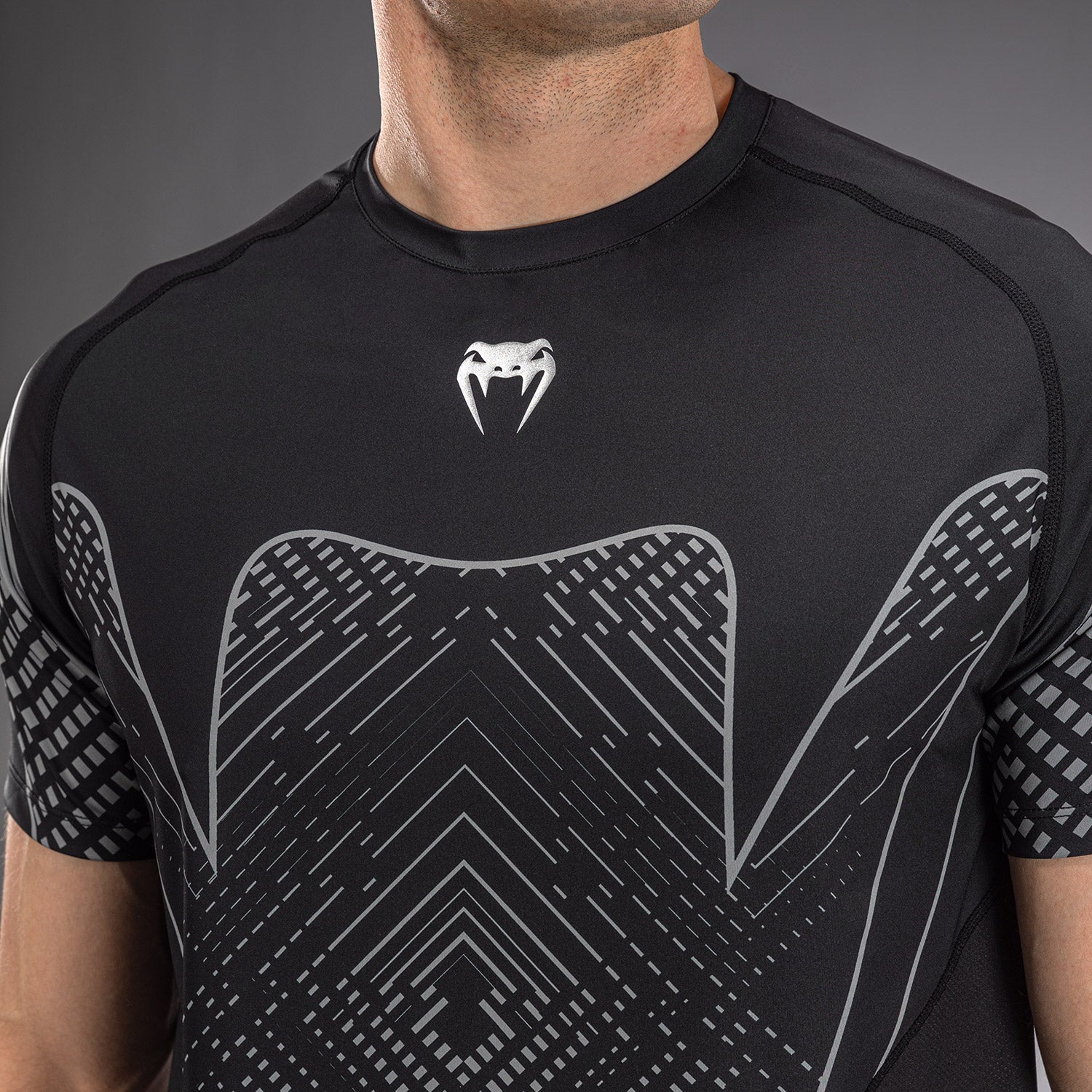 venum-midnight-fury-dry-tech-t-shirt-herren-schwarz-grau-silber image 5
