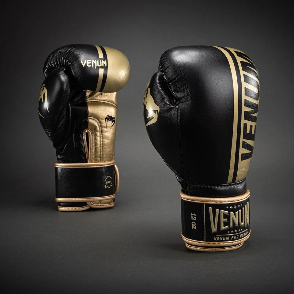 venum-shield-profi-boxhandschuhe-klettverschluss-schwarz-gold image 1