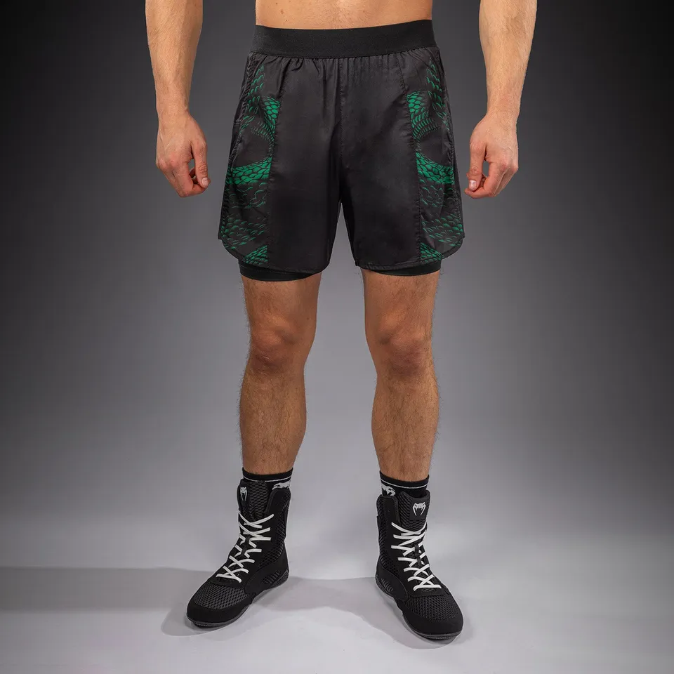 venum-matupa-trainingsshorts-herren-schwarz-gr-n-gold image 1