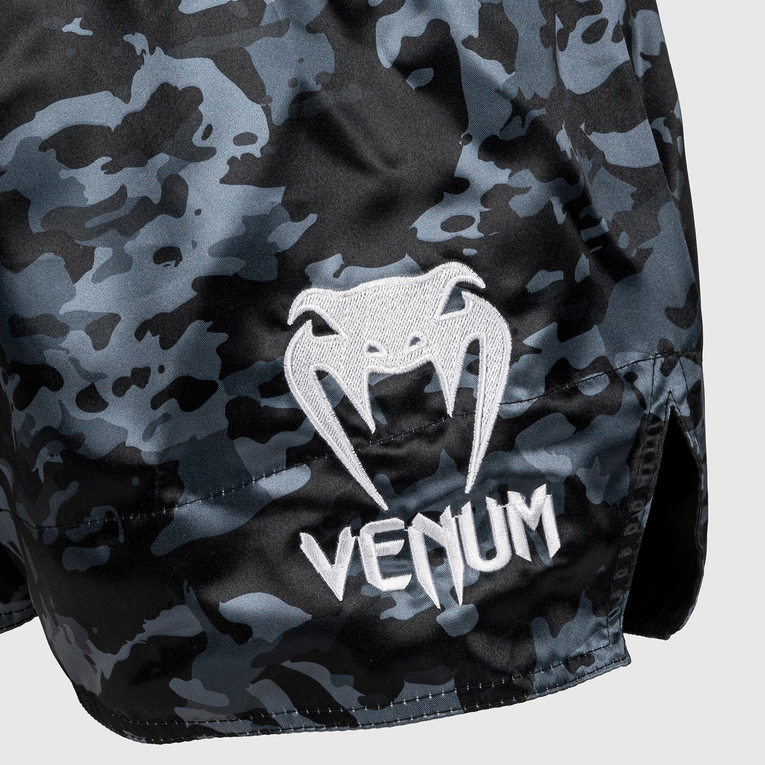 venum-classic-muay-thai-shorts-dark-camo image 5