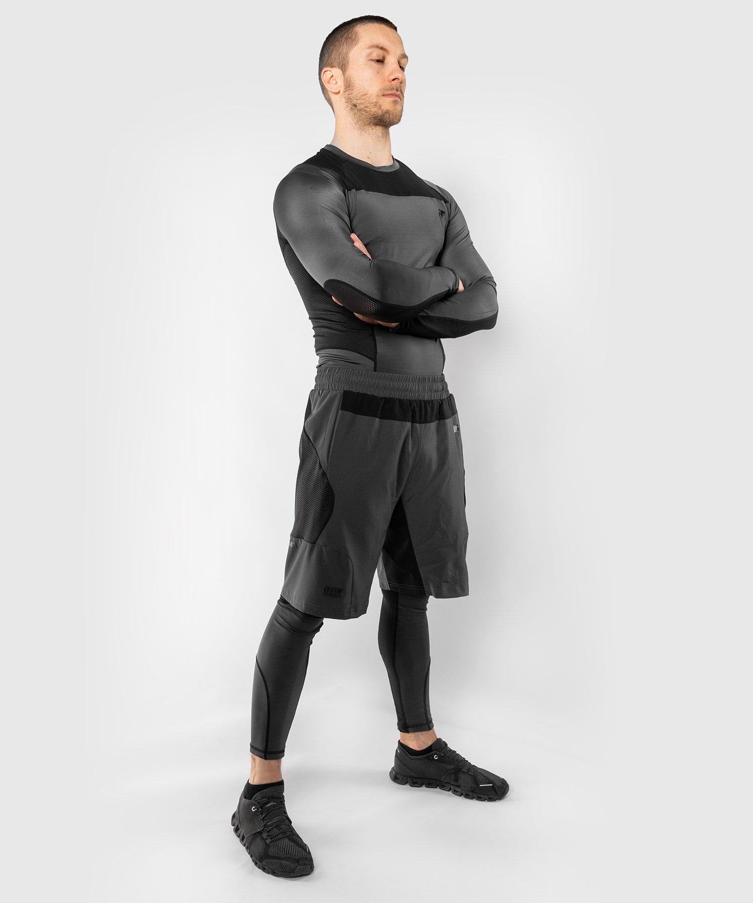 venum-g-fit-trainings-shorts-grau-schwarz image 6