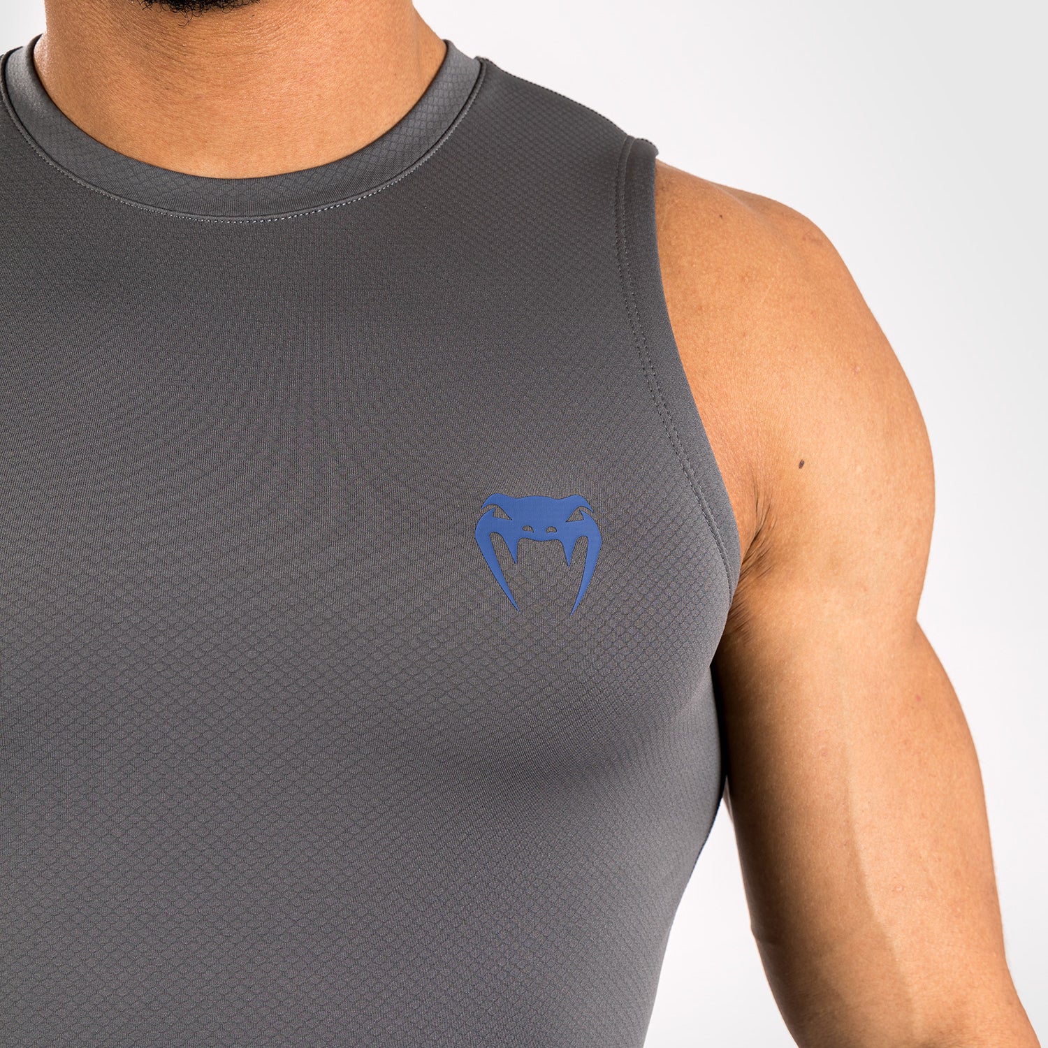 venum-contender-herren-rashguard-rmellos-grau image 5
