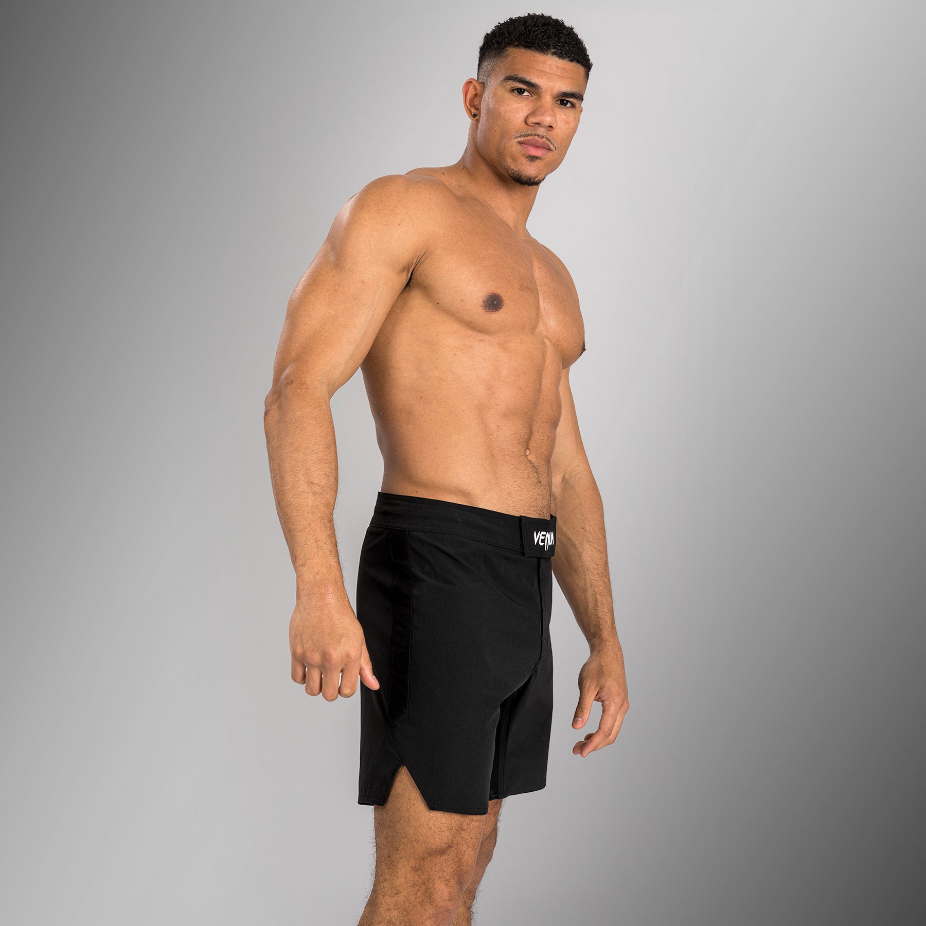 venum-contender-fight-shorts-herren-schwarz-wei image 4