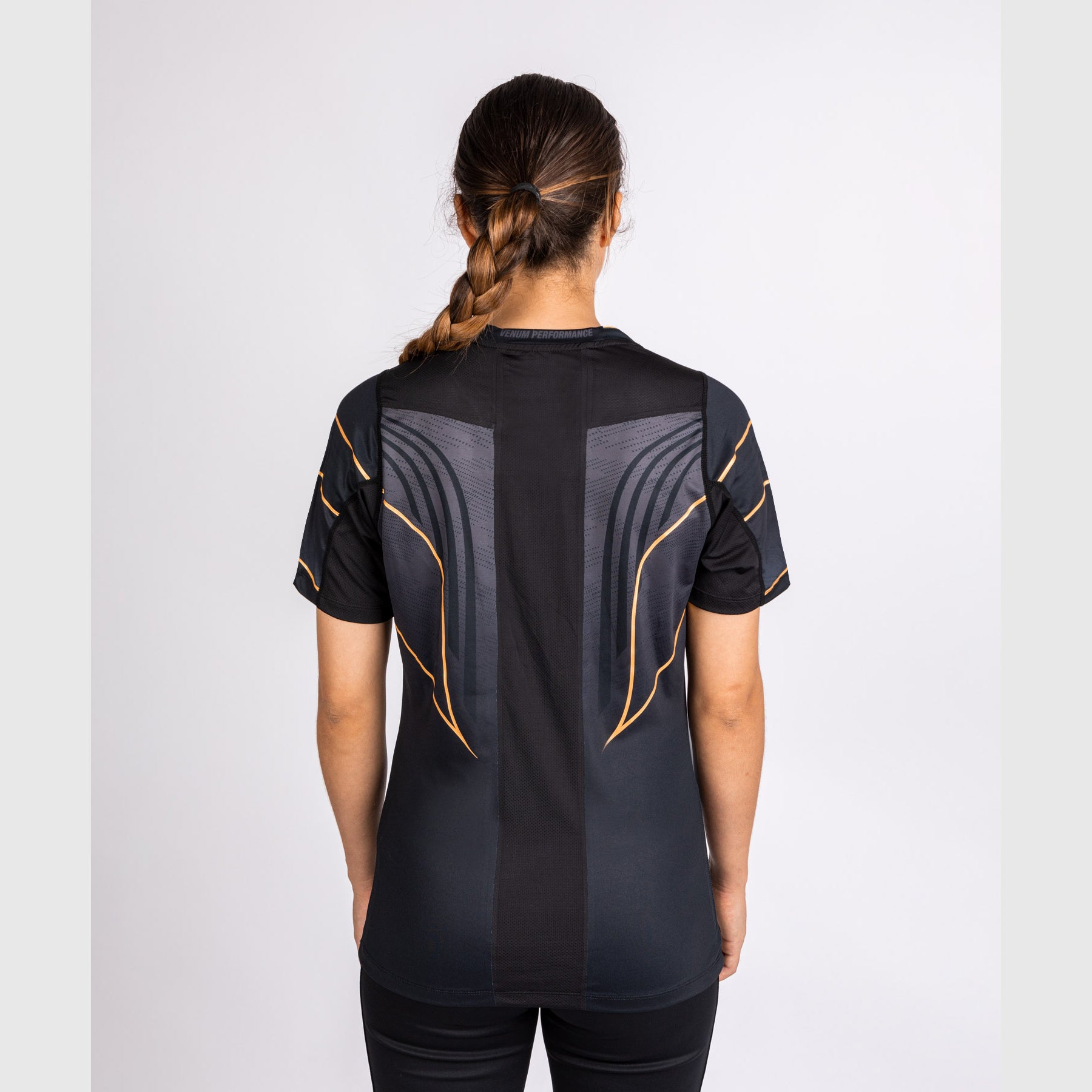 venum-ufc-authentic-fight-night-2-0-walkout-jersey-damen-champion-schwarz-gold image 3
