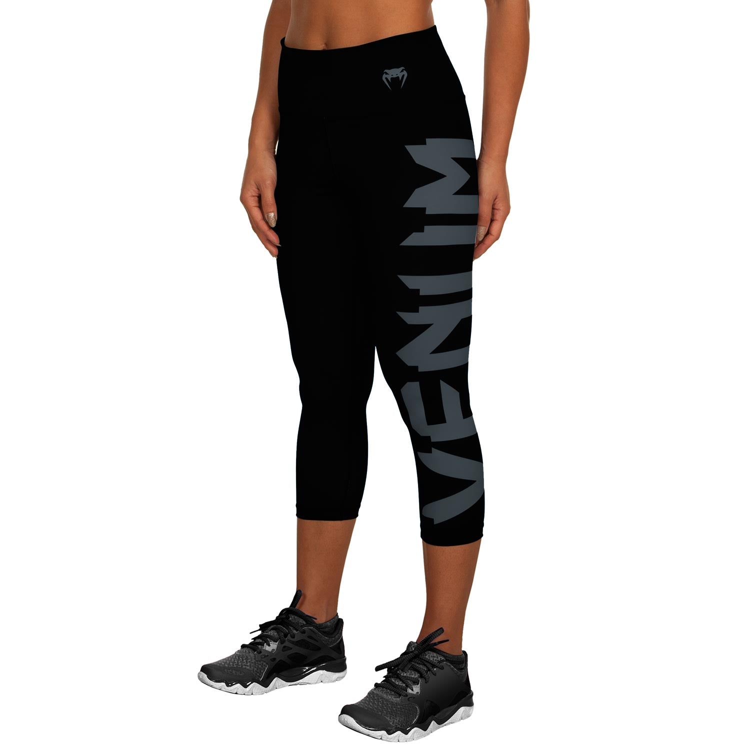 venum-giant-kurze-leggings-crops-damen-schwarz-grau image 1