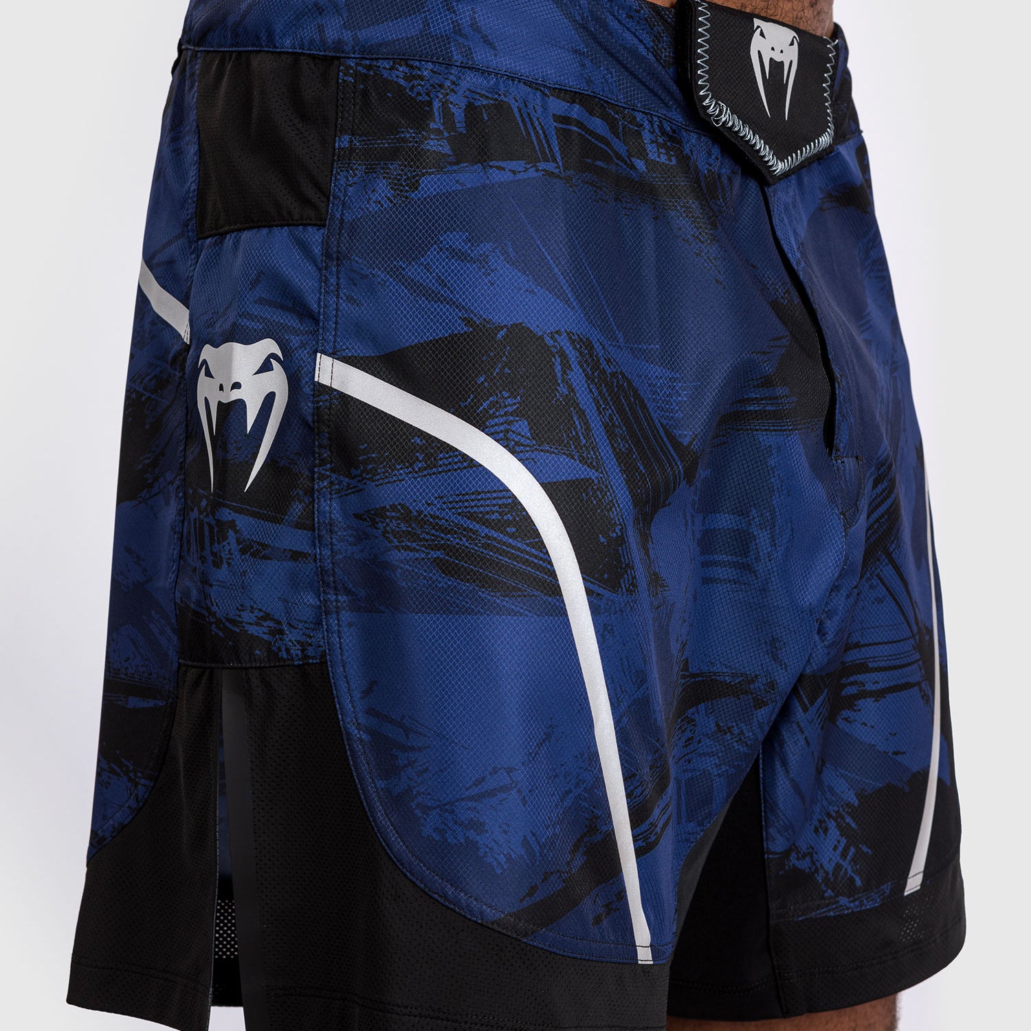 venum-electron-3-0-fight-shorts-herren-marineblau image 2