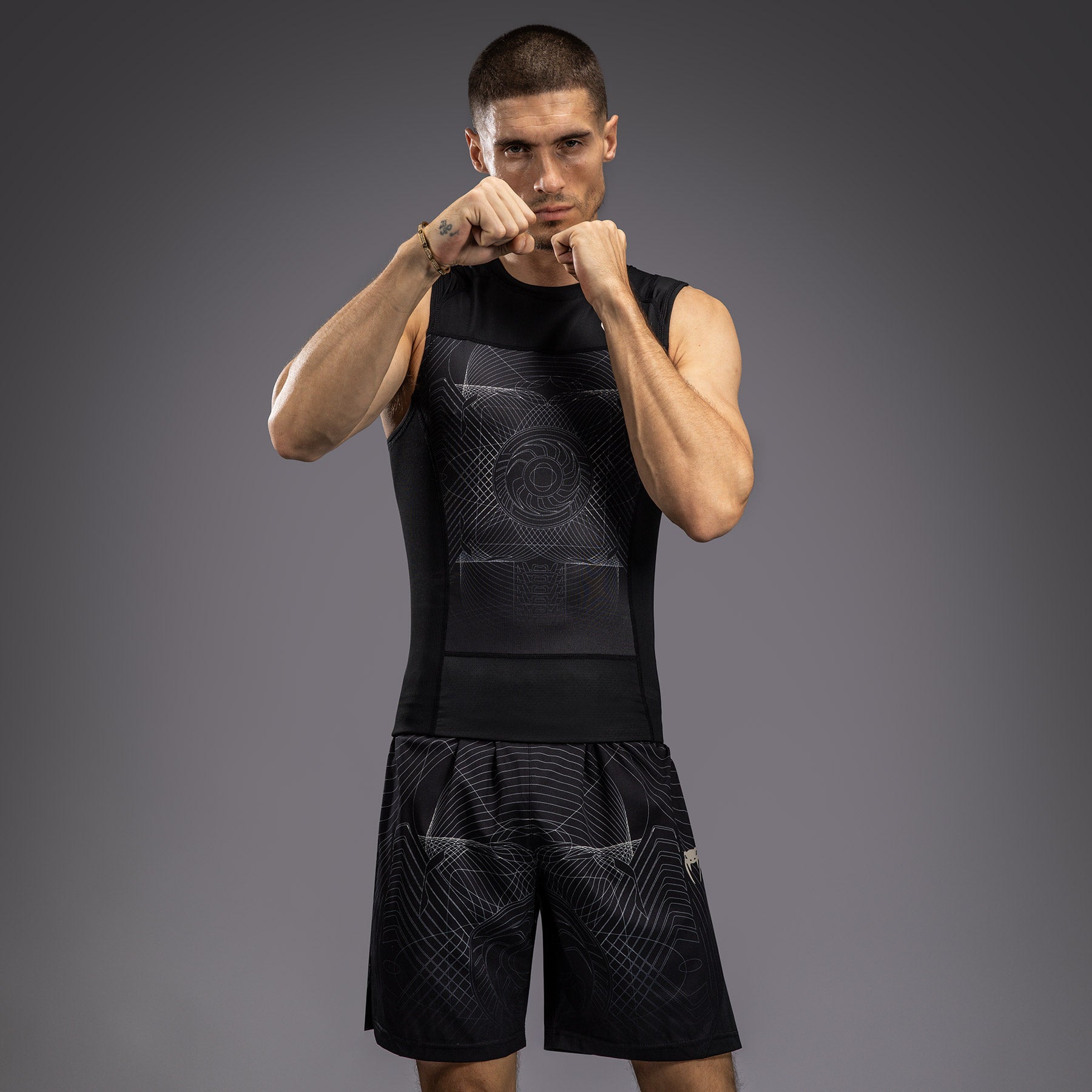 venum-g-fit-air-herren-rashguard-rmellos-tiefschwarz-w-stensand image 3
