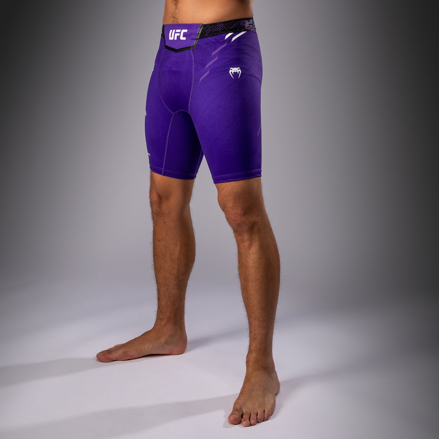 ufc-adrenaline-by-venum-authentic-fight-night-vale-tudo-short-herren-lila image 3