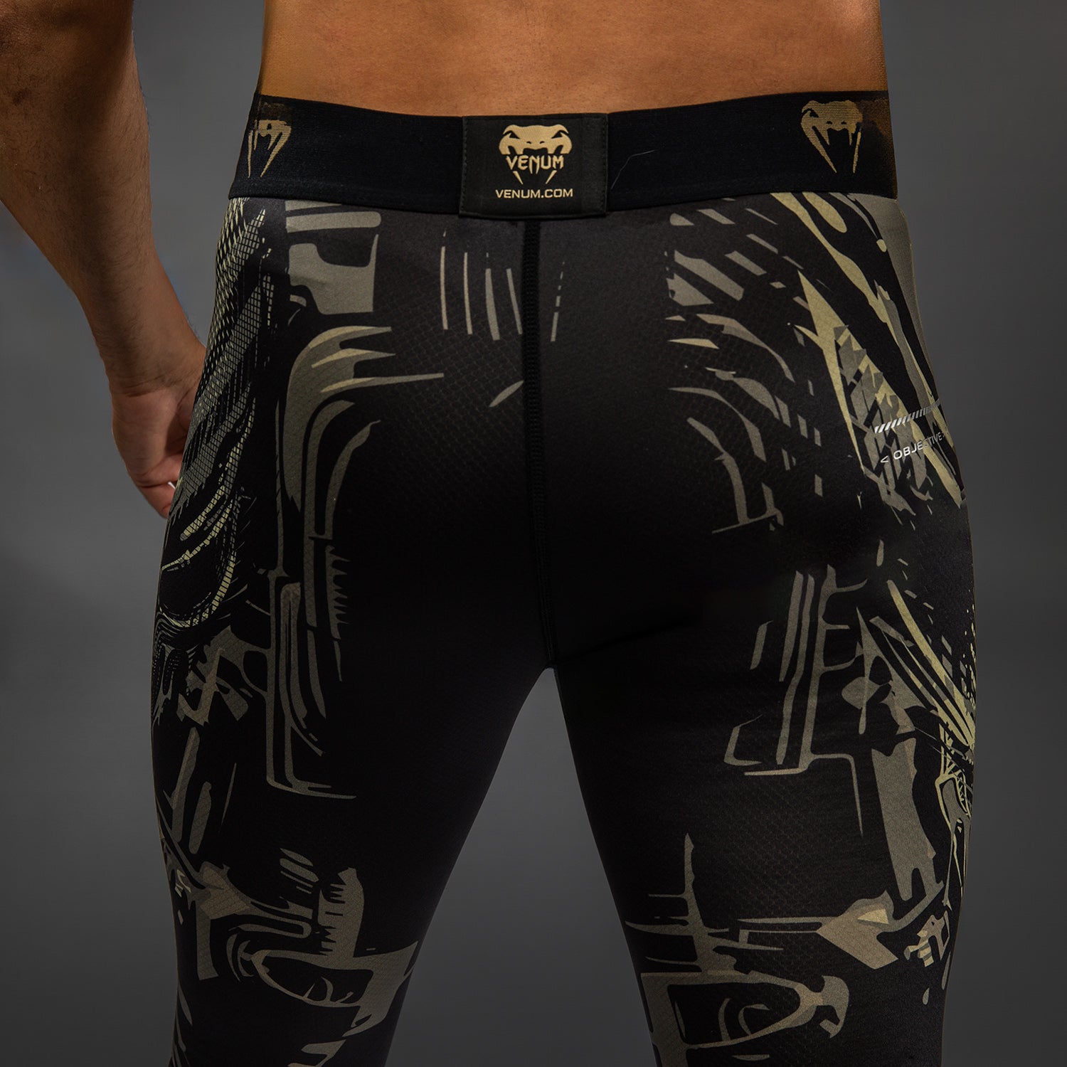 venum-invader-spats-schwarz-sand-herren-kompressionshose image 7