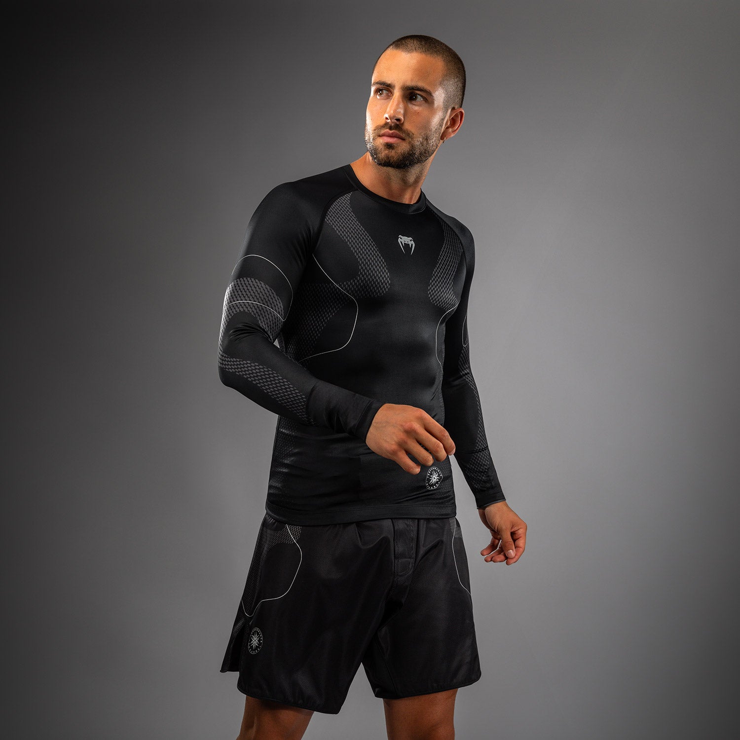 venum-nexus-langarm-rashguard-schwarz-silber-f-r-herren image 2