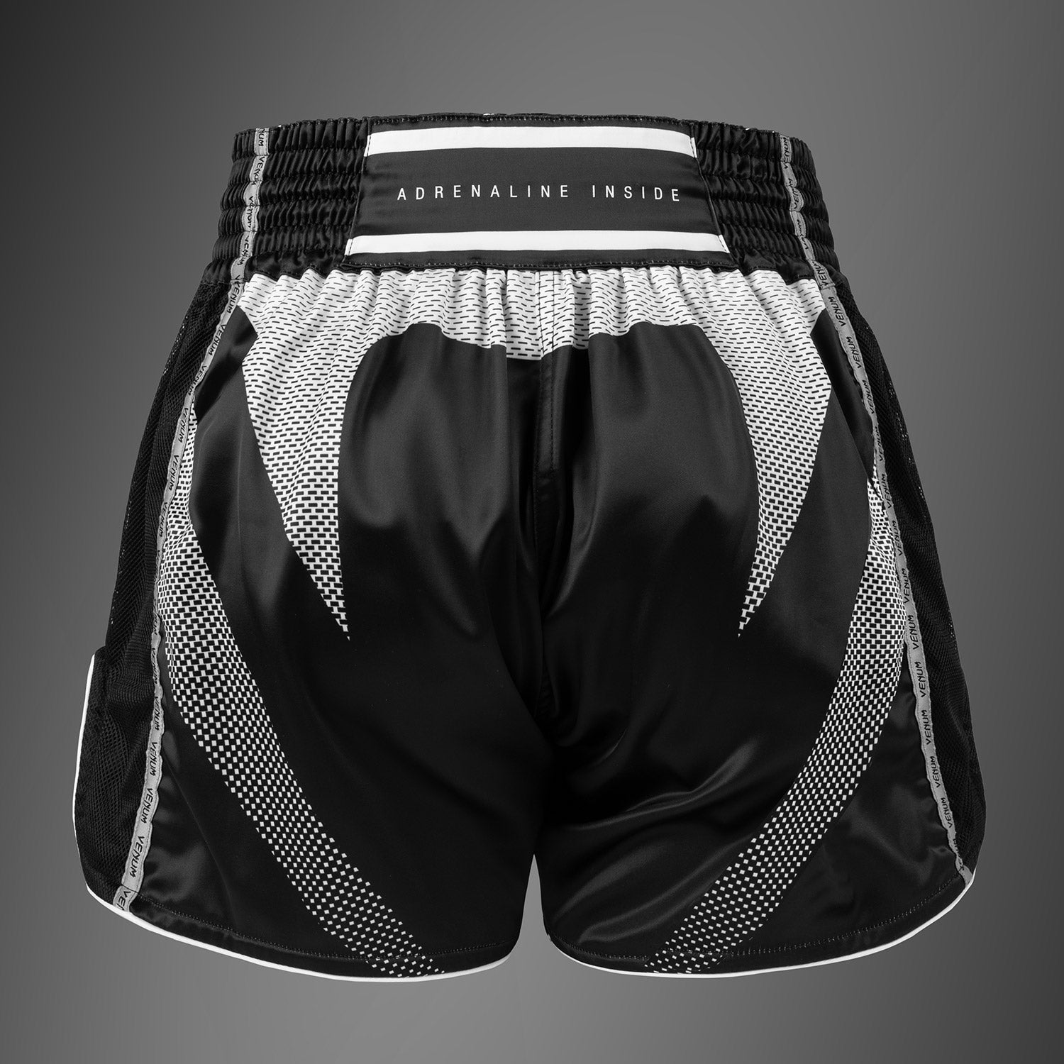 venum-adrenaline-muay-thai-shorts-schwarz-silbergrau image 4