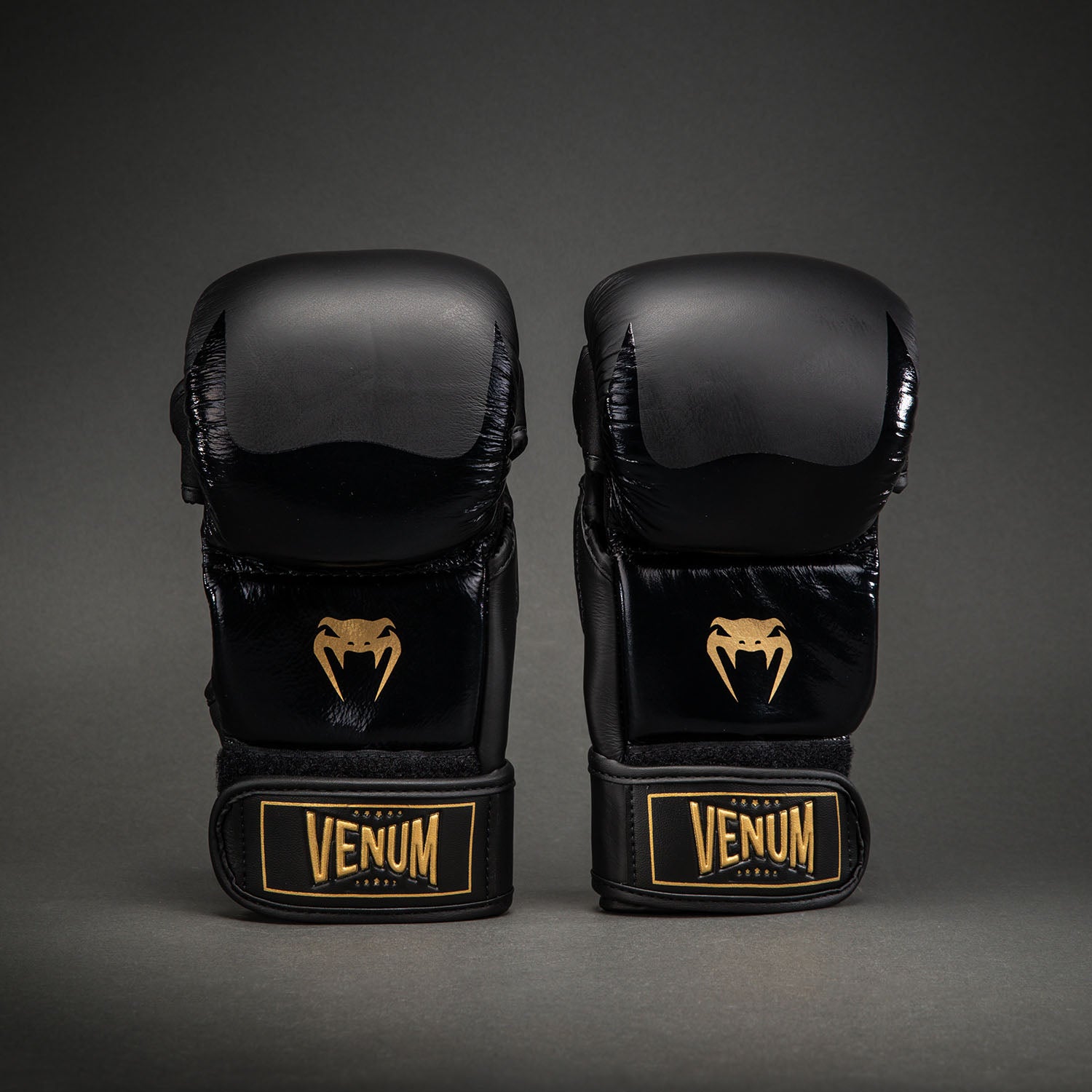 venum-attack-2-0-mma-sparringhandschuhe-leder-schwarz-gold image 2