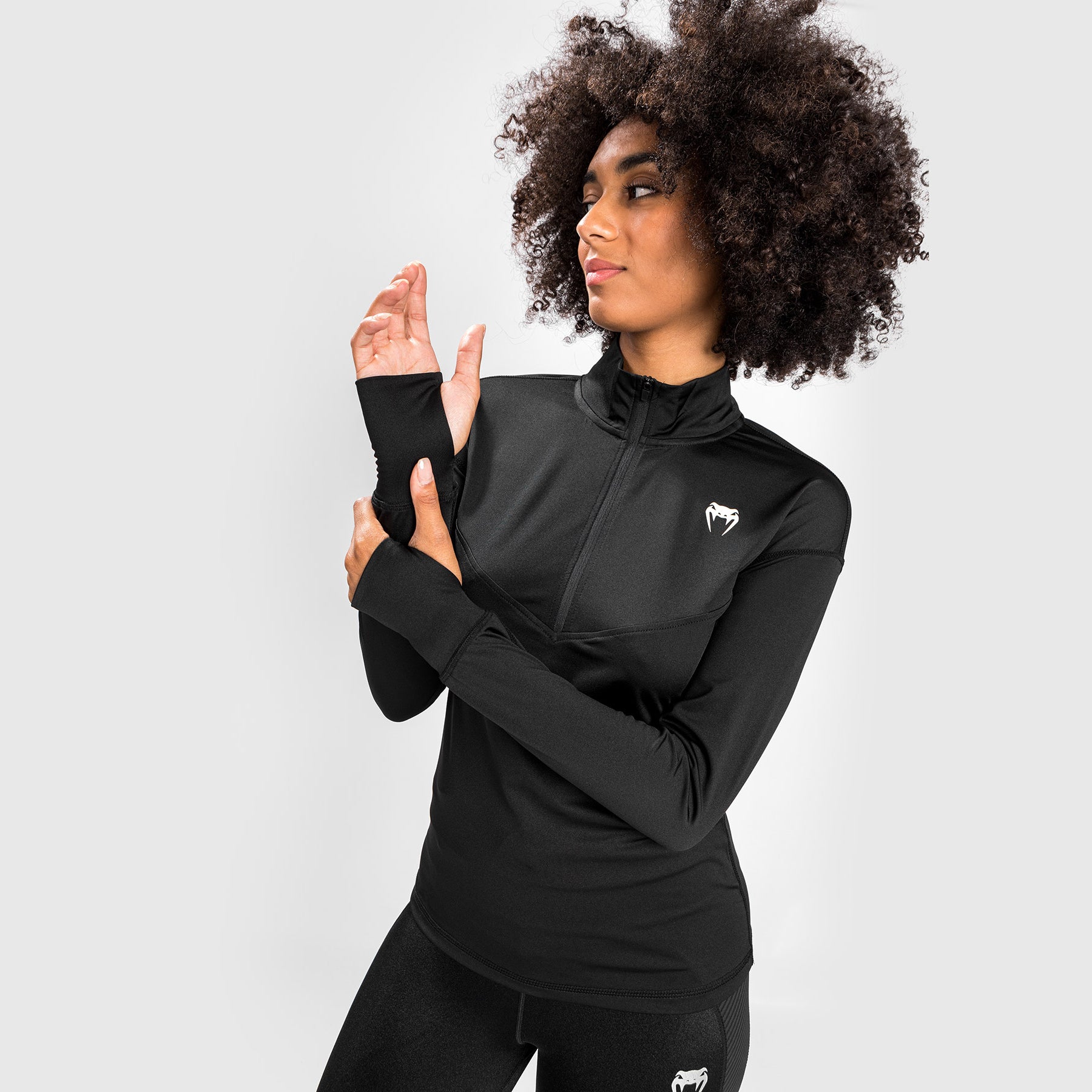 venum-essential-base-layer-top-langarm-schwarz image 8