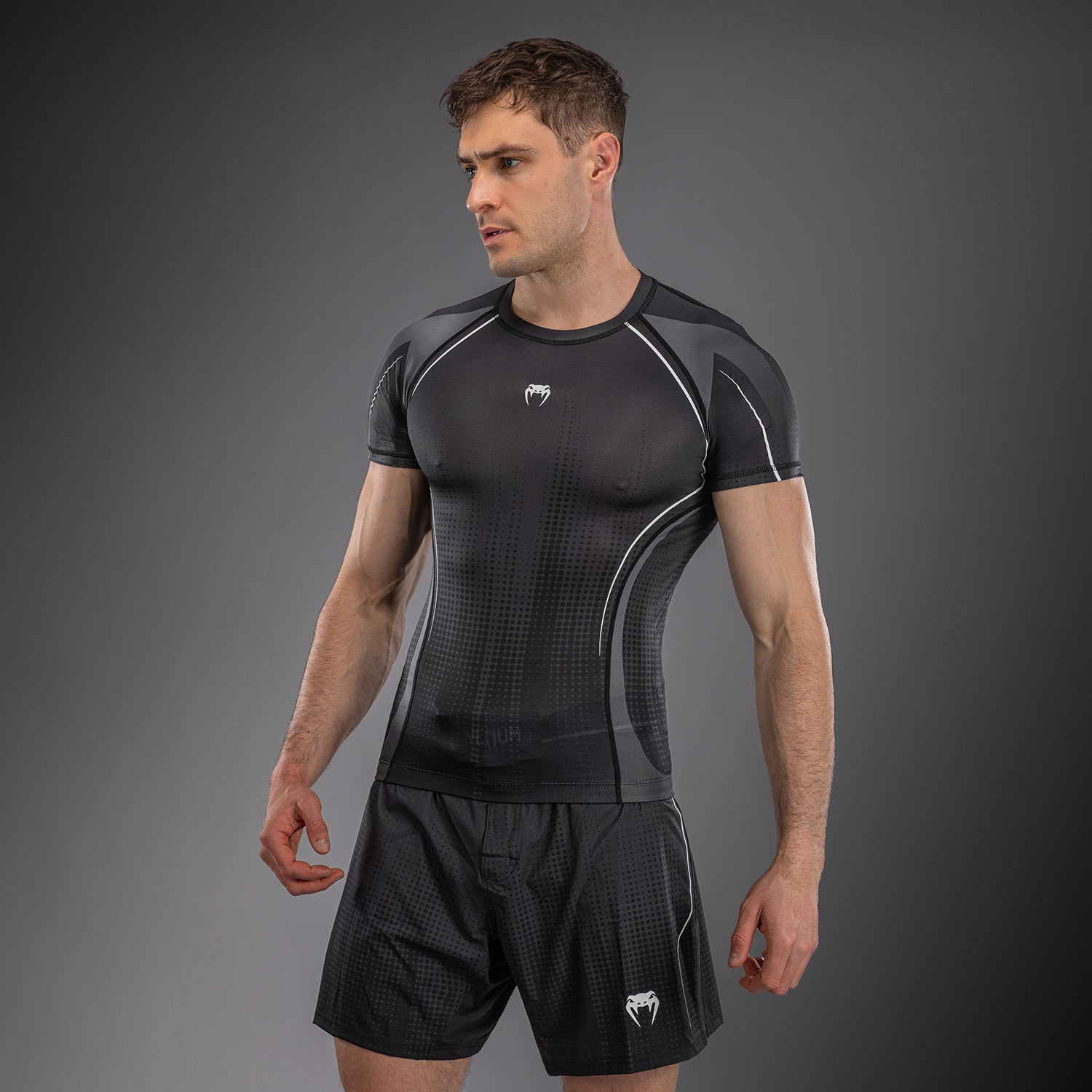venum-stealth-kurzarm-rashguard-schwarz-wei image 3