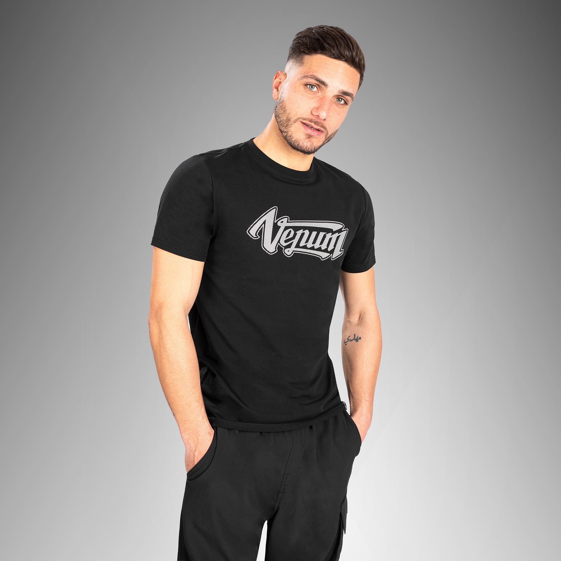 venum-absolute-2-0-t-shirt-angepasste-passform-schwarz-silber image 1