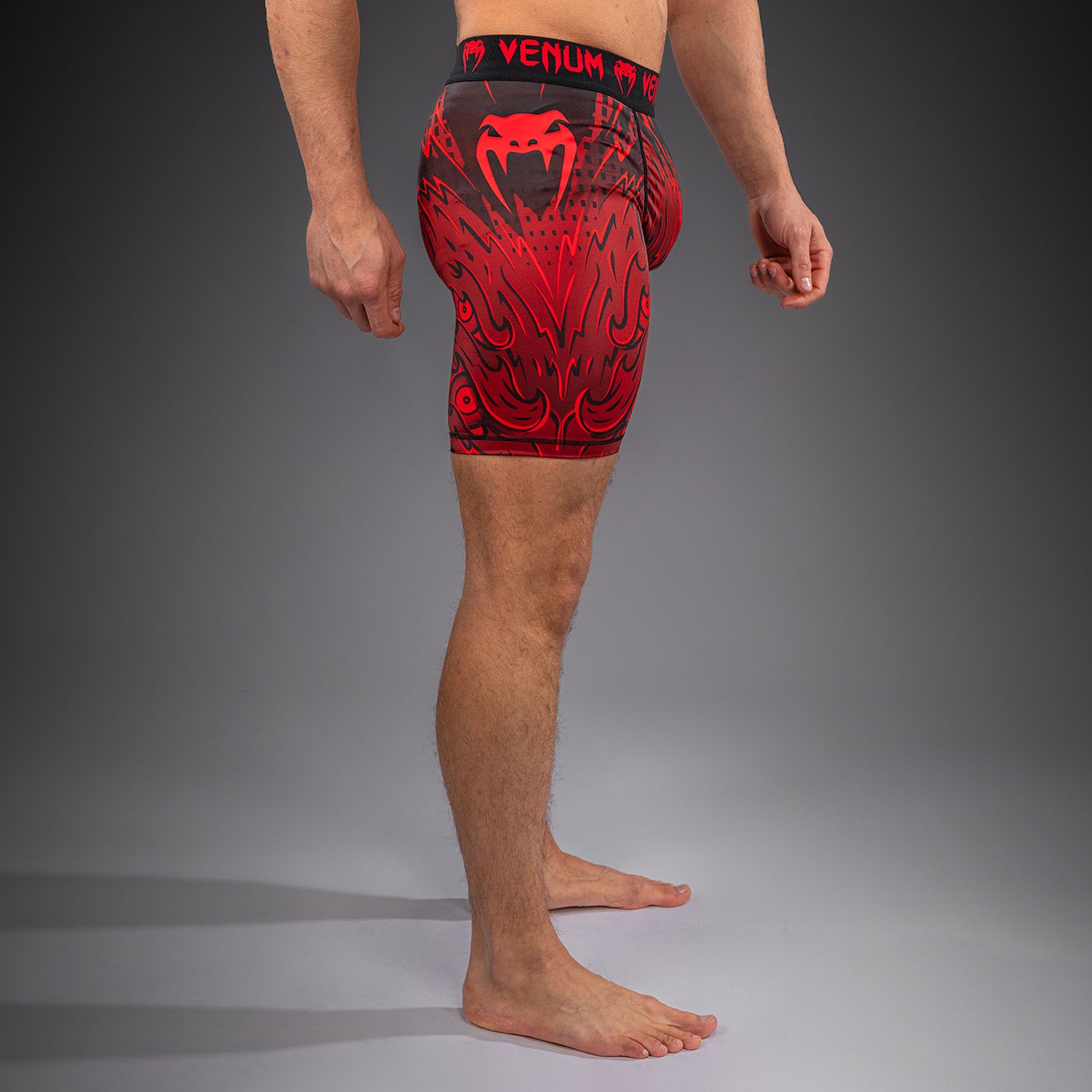 venum-wolf-atak-kompressionsshort-schwarz-rot-f-r-herren image 3