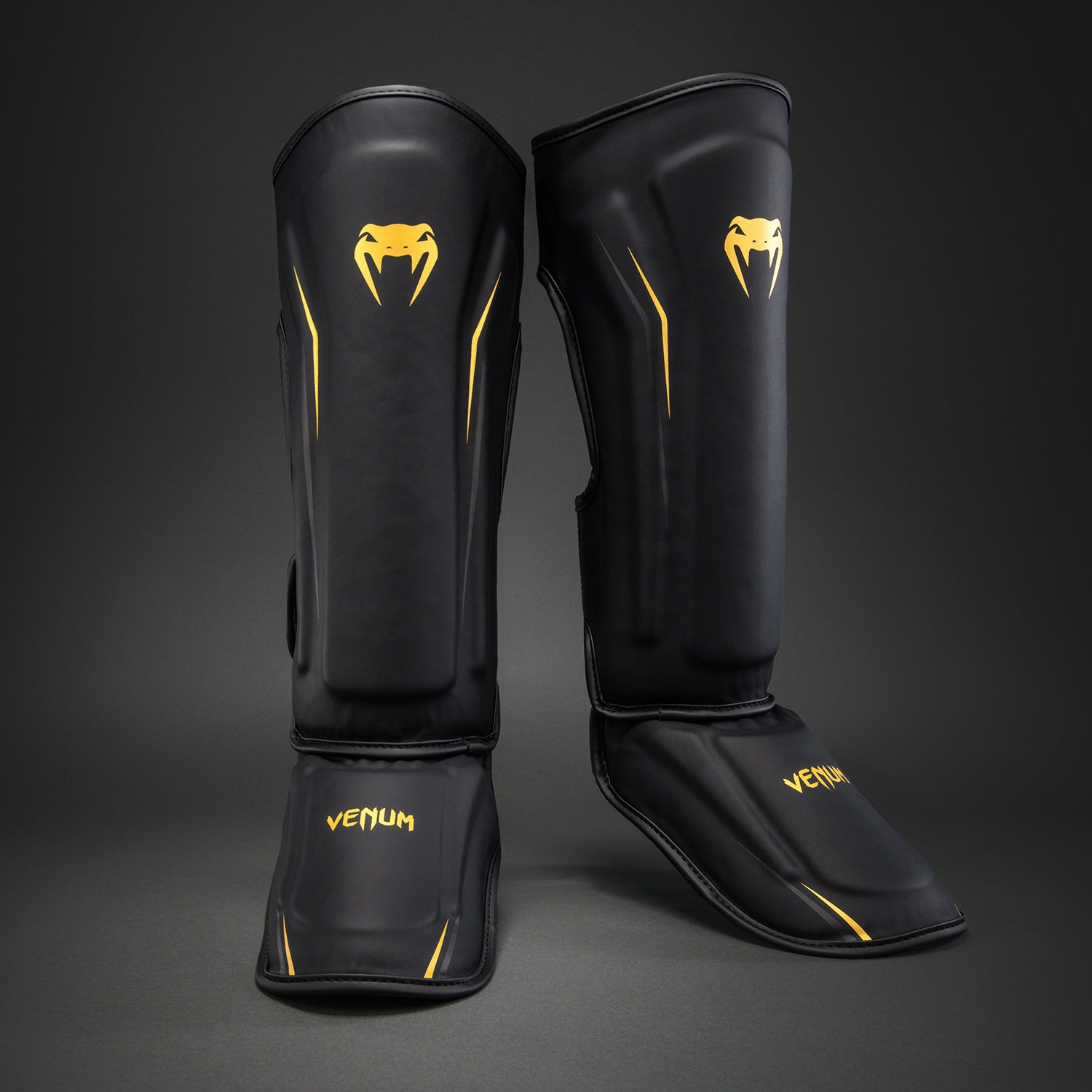 venum-g-core-schienbeinschoner-schwarz-gold image 1
