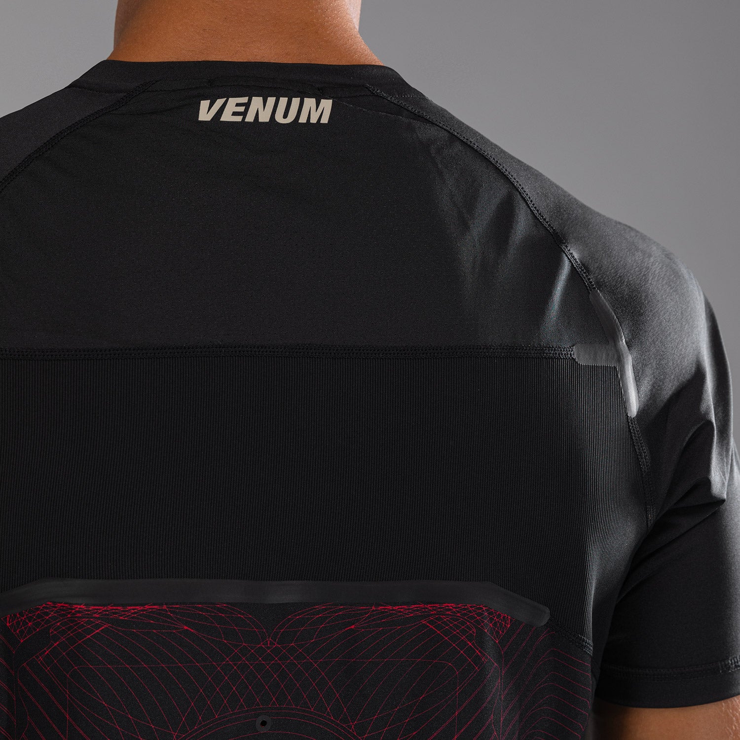 venum-g-fit-air-herren-dry-tech-t-shirt-tiefschwarz-feuerrot image 6