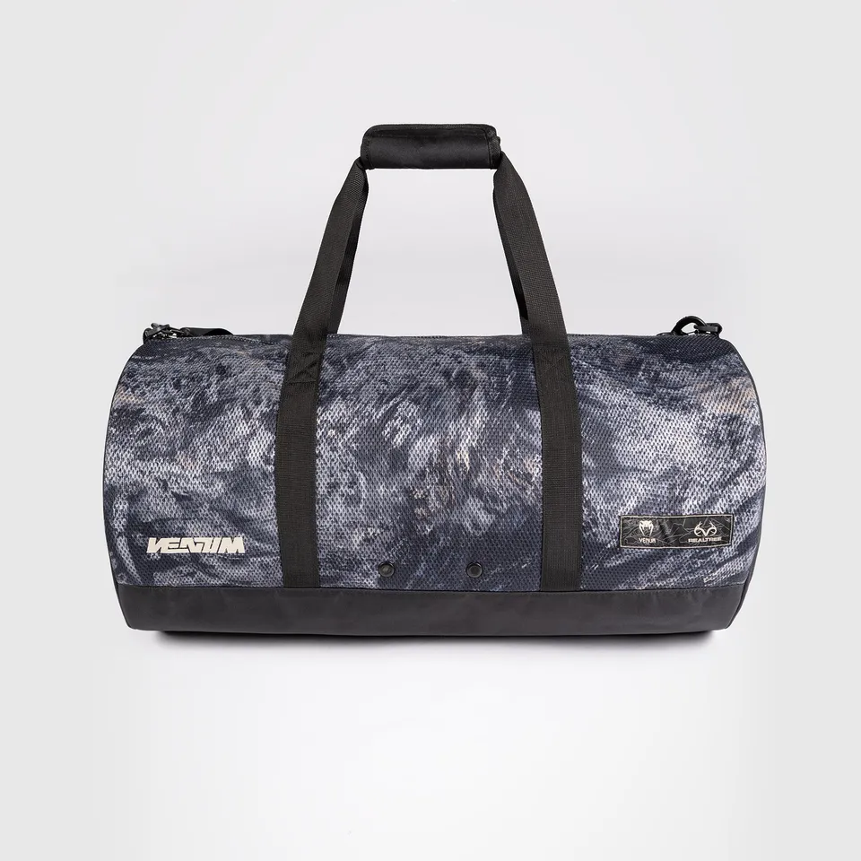 venum-laser-xt-realtree-sporttasche-dunkel-camo-grau image 1