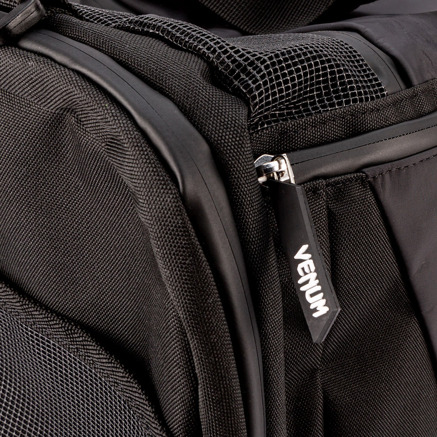 venum-trainer-lite-evo-sporttasche-48l-schwarz image 8