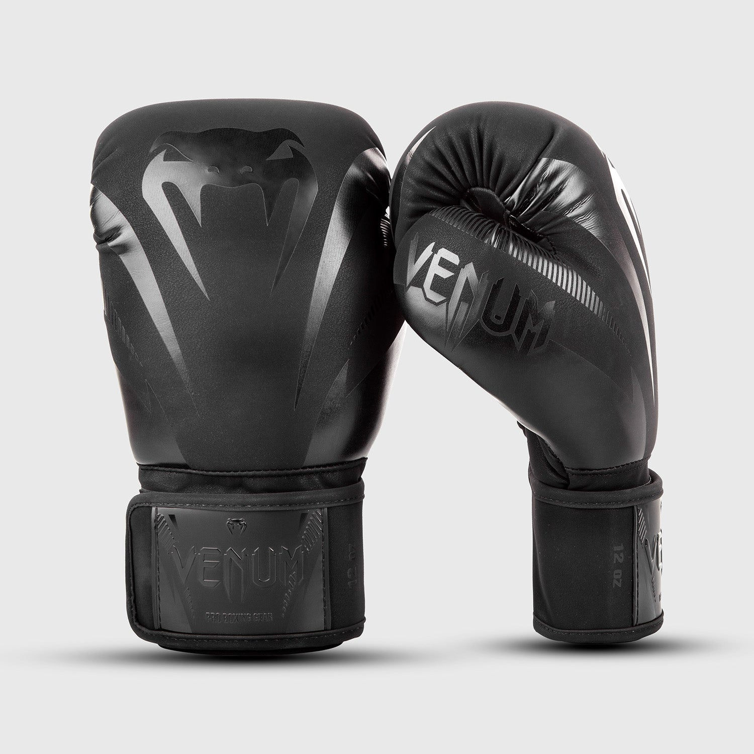 venum-impact-boxhandschuhe-schwarz-3 image 1
