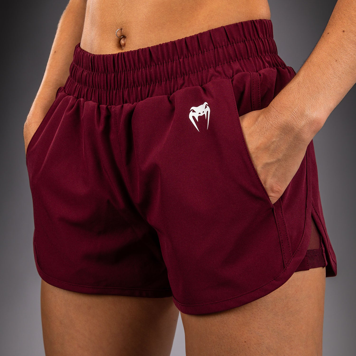 venum-aero-xt-trainingsshorts-2-in-1-pflaume-f-r-damen image 6