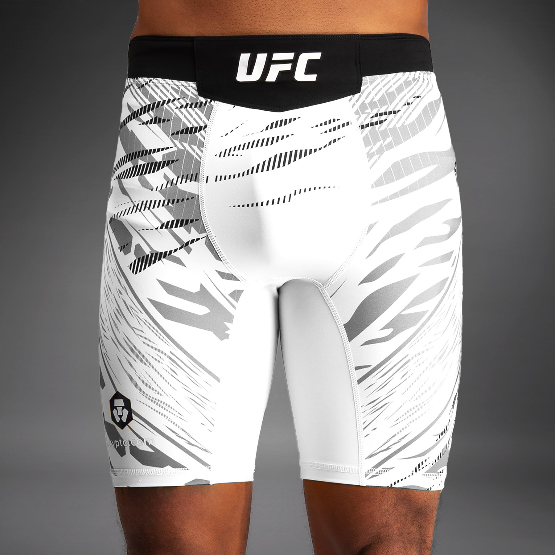 ufc-fusion-by-venum-authentic-fight-night-herren-vale-tudo-short-wei-personalize image 5