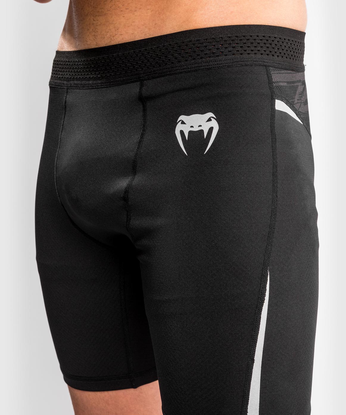 venum-tempest-2-0-vale-tudo-shorts-schwarz-grau image 6
