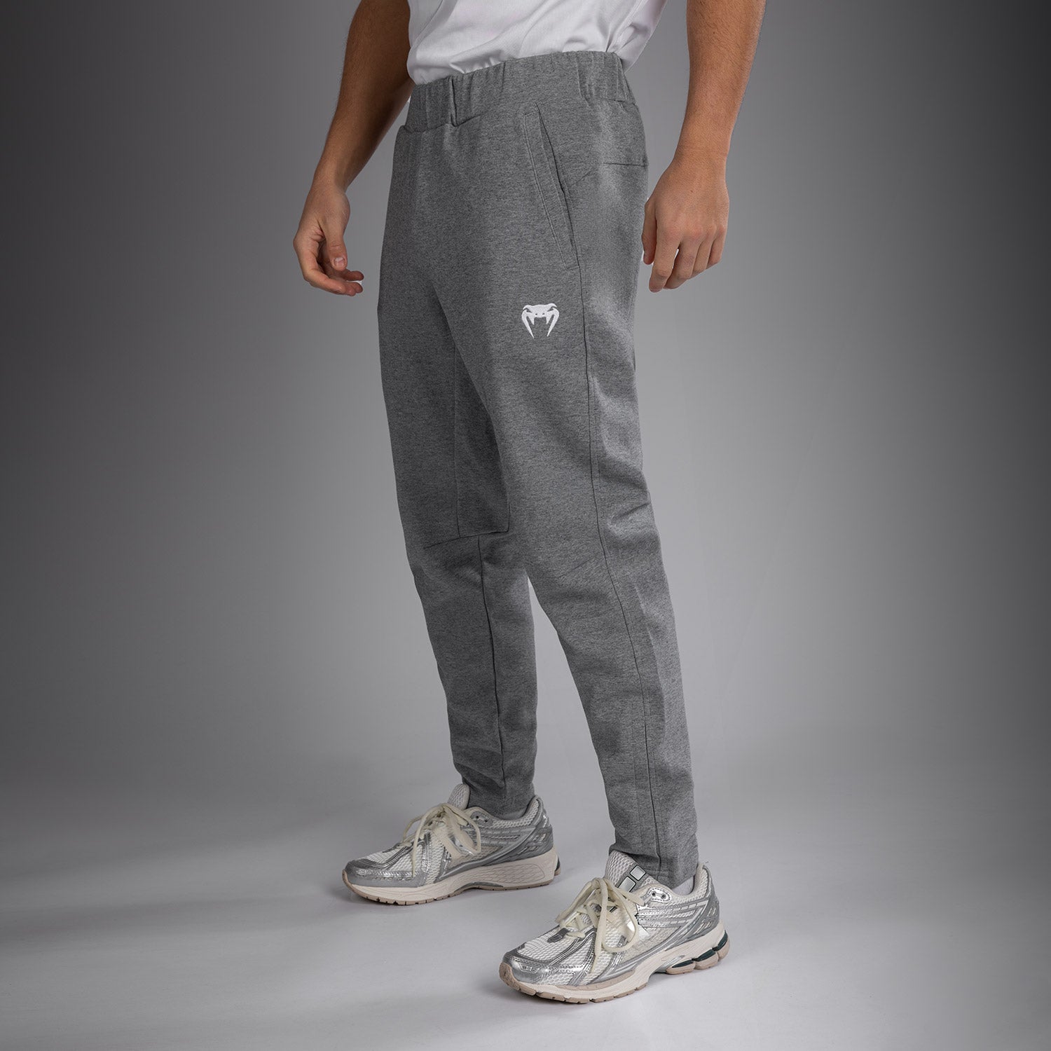 venum-city-core-jogginghose-herren-cloud-grey-grau image 2