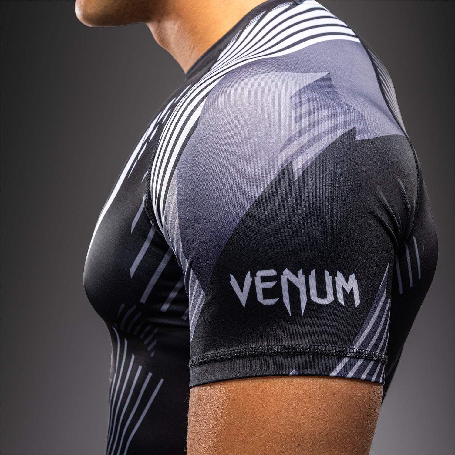 venum-no-gi-6-0-rashguard-kurzarm-schwarz-wei image 6