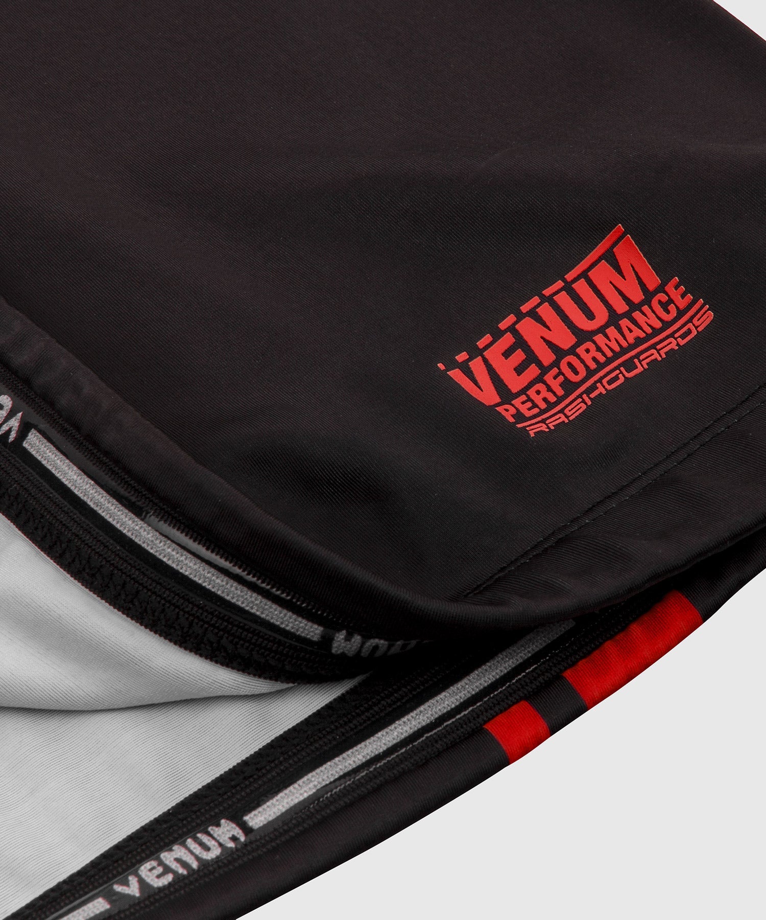 venum-logos-rashguard-kurzarm-schwarz-rot image 6