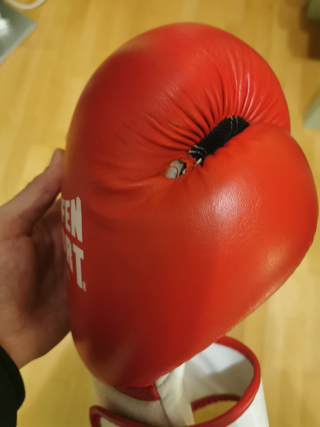 Gut, aber eng an der Hand
