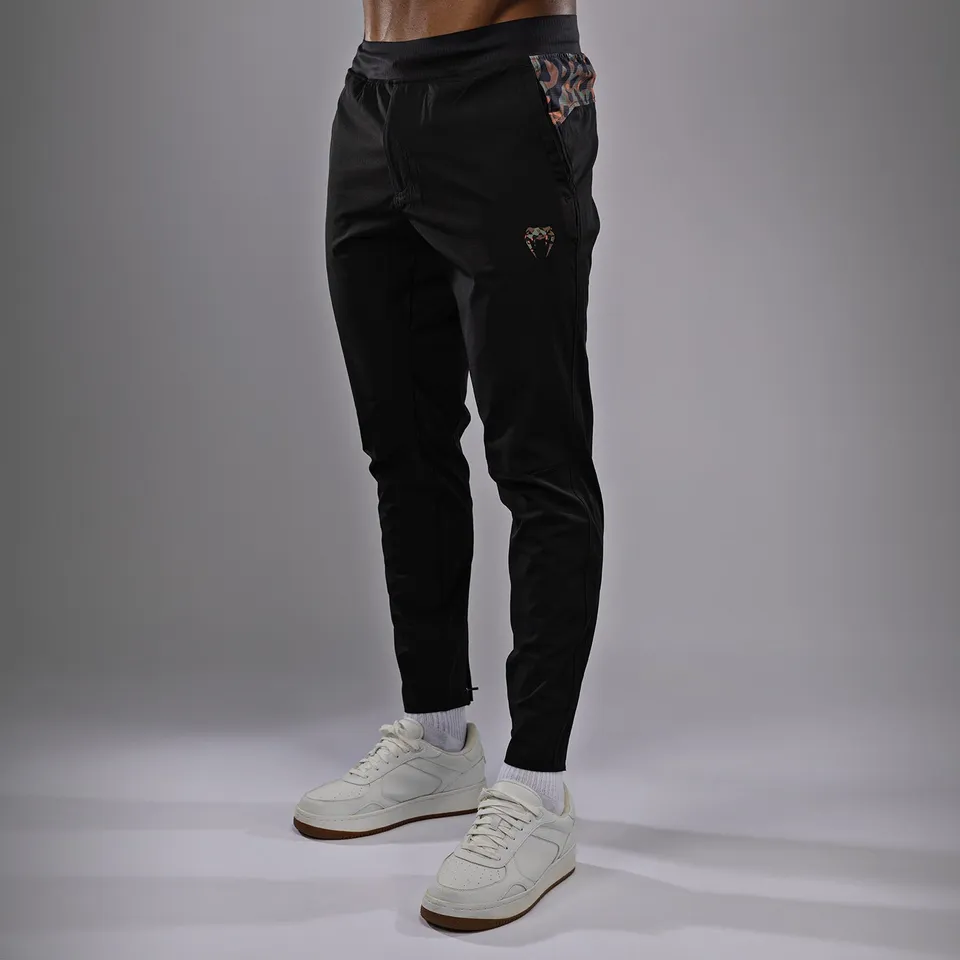 venum-jungle-ops-herren-jogger-schwarz-canyon-camo image 1