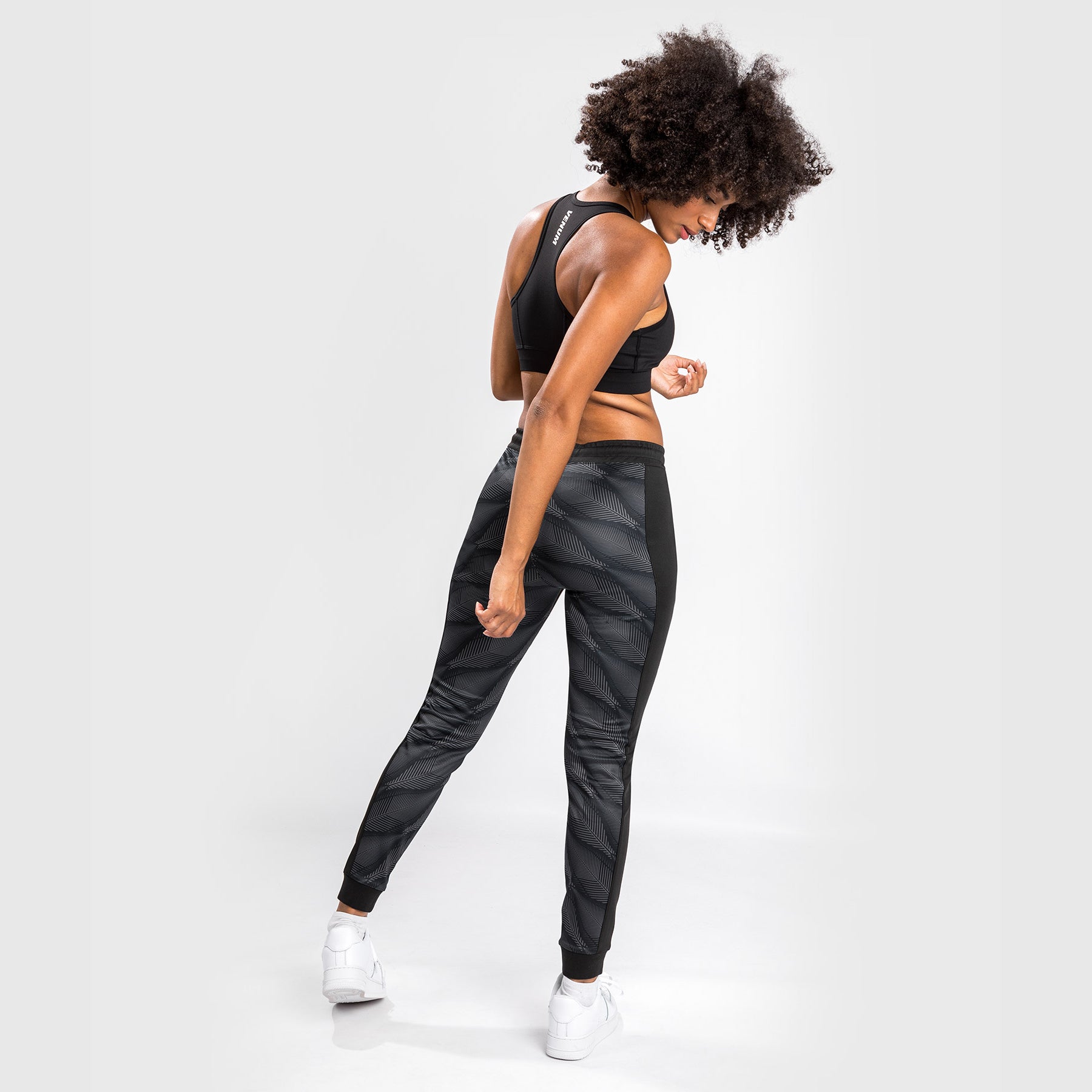 venum-phantom-jogginghose-damen-joggers-schwarz-rot image 6