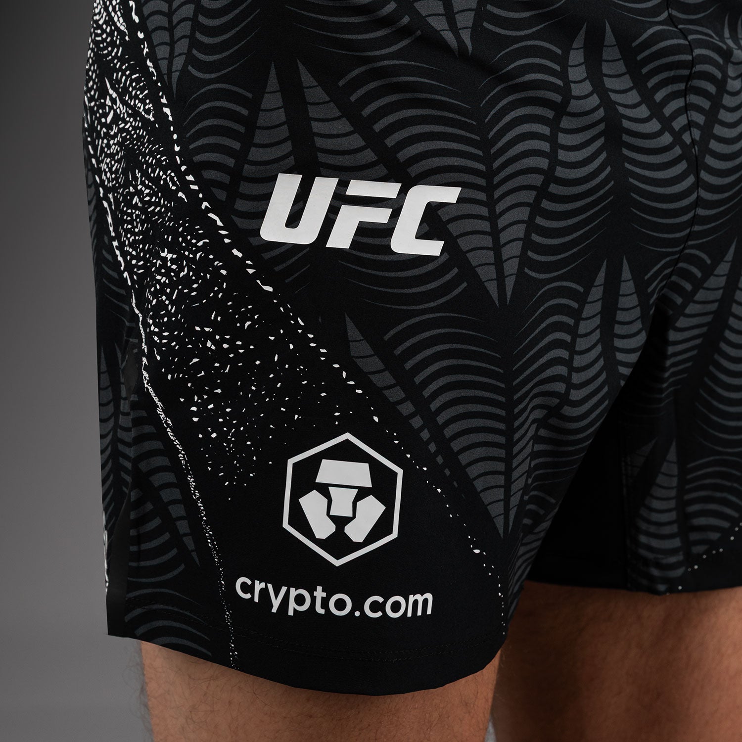 ufc-zenith-by-venum-authentic-fight-night-fight-short-herren-kurz-schwarz image 4