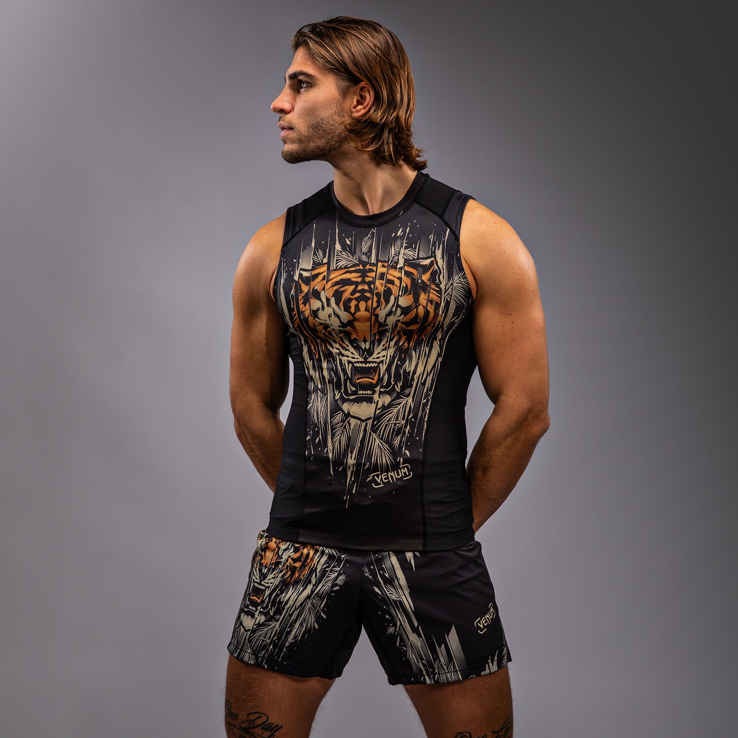 venum-tiger-herren-rmelloses-rashguard-schwarz-neonorange image 1