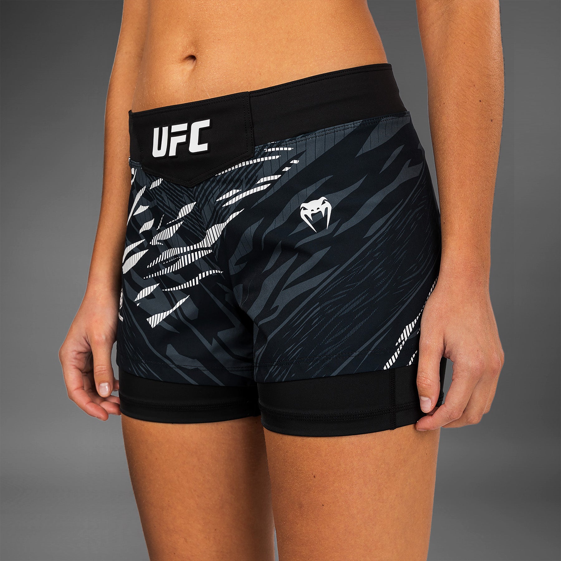ufc-fusion-by-venum-authentic-fight-night-damen-fight-short-schwarz image 5