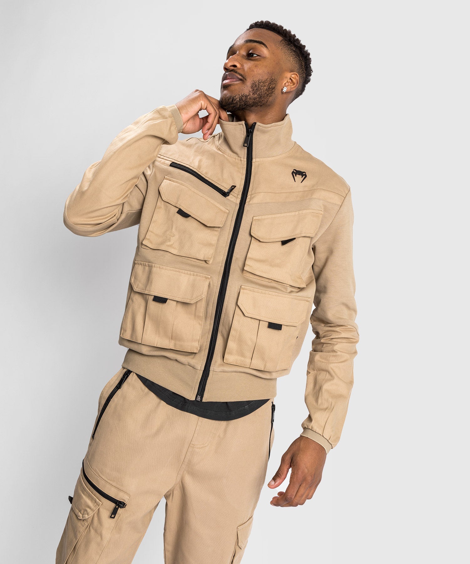 venum-cargo-jacke-mit-rei-verschluss-sand-beige image 2