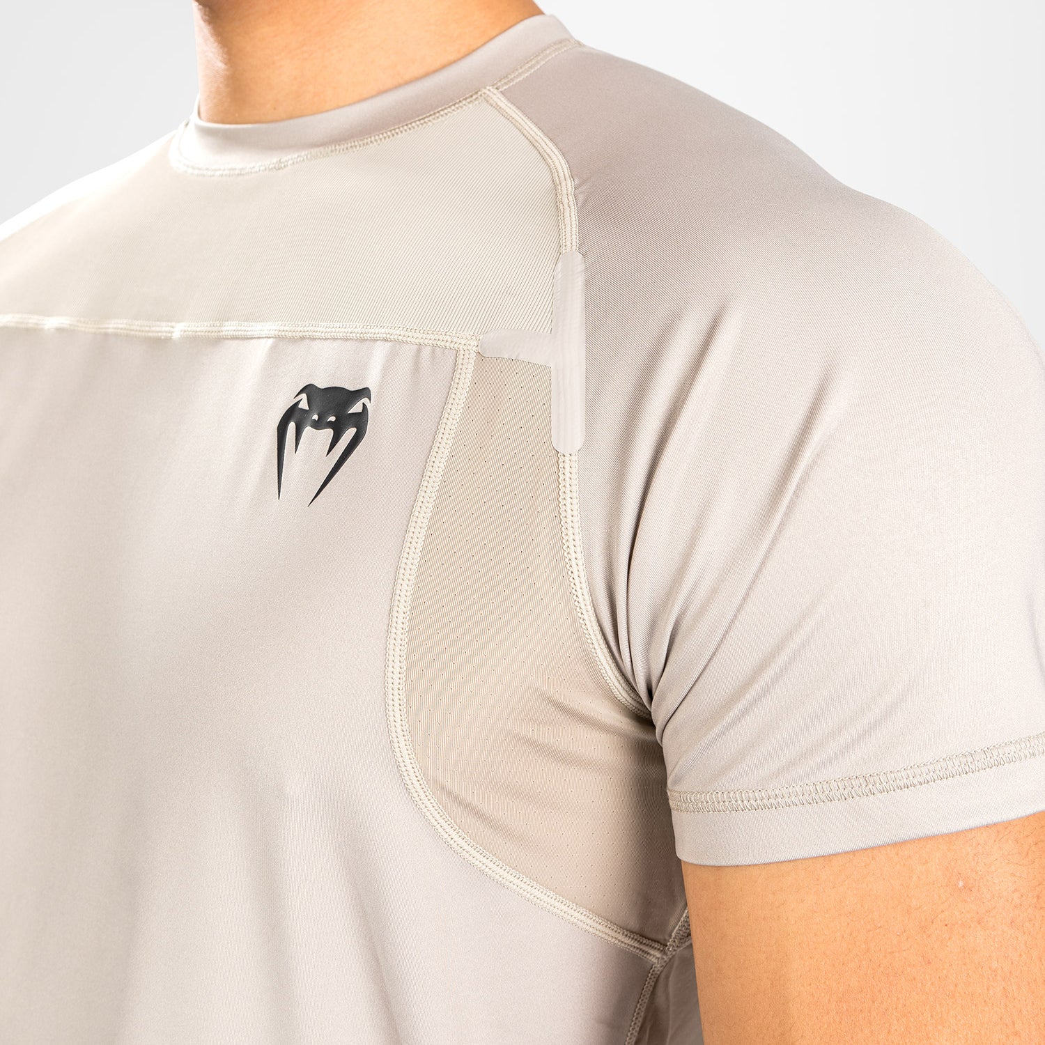 venum-g-fit-air-dry-tech-t-shirt-sand image 4