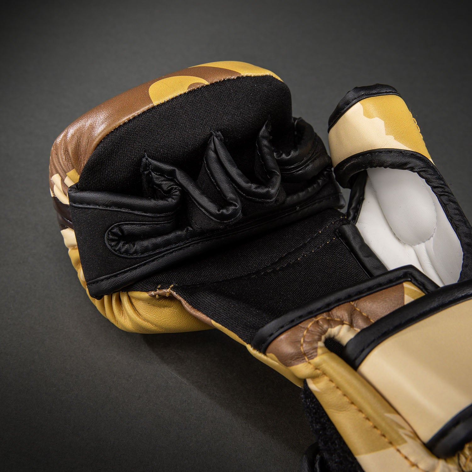venum-elite-sparringhandschuhe-hellbeige-braun-boxhandschuhe-training image 6