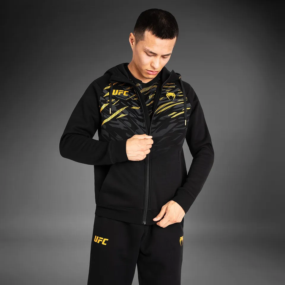 ufc-fusion-by-venum-replica-herren-zip-hoodie-champion-schwarz-gold image 1