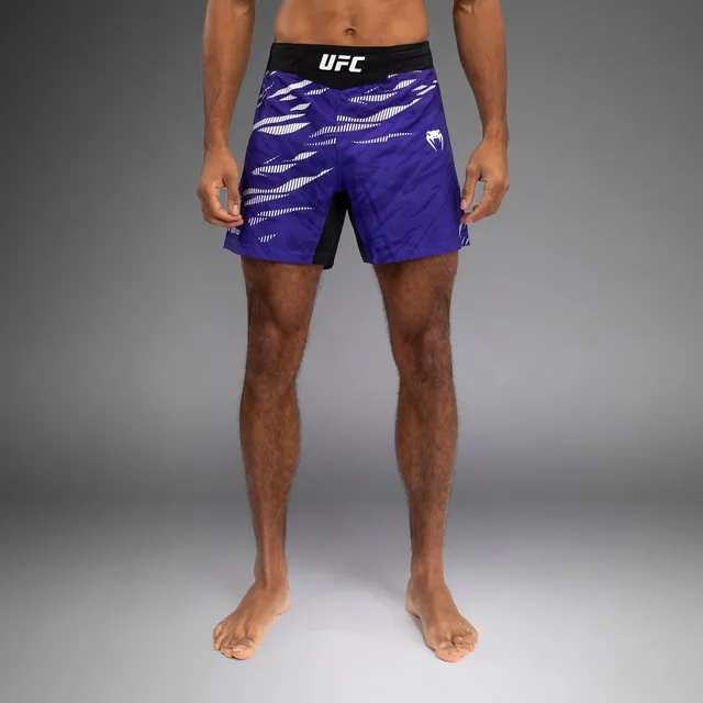 ufc-fusion-by-venum-authentic-fight-night-herren-fight-short-lila-short-fit image 1
