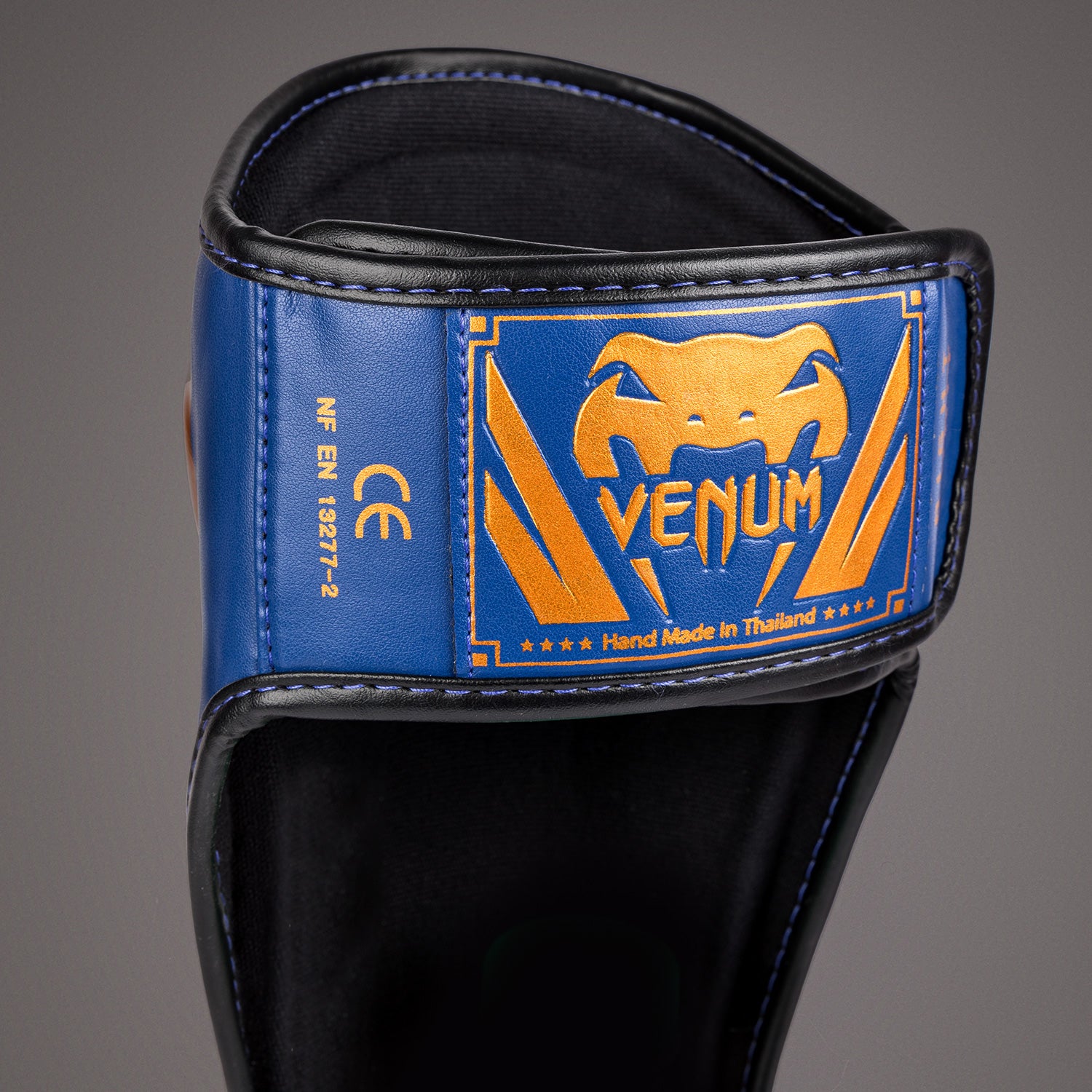 venum-elite-schienbeinschoner-royal-blau-spezialausgabe image 5