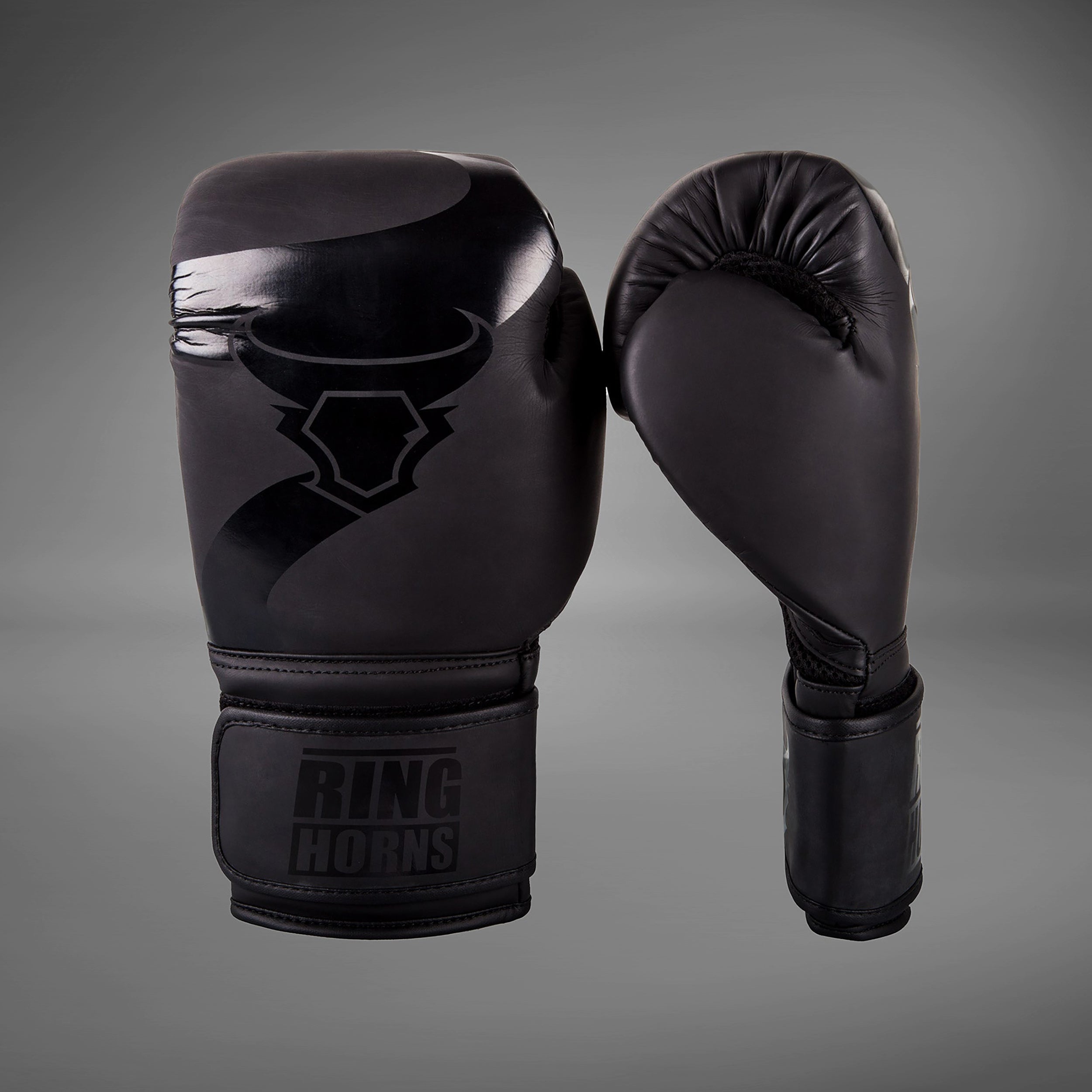 ringhorns-charger-by-venum-boxhandschuhe-schwarz-schwarz image 1