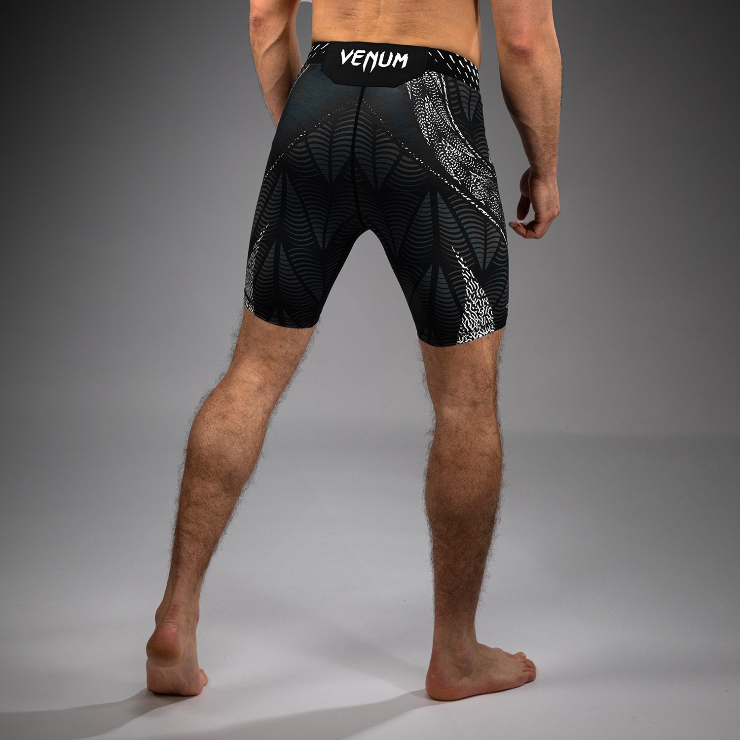 ufc-zenith-by-venum-authentic-fight-night-vale-tudo-short-herren-schwarz image 4